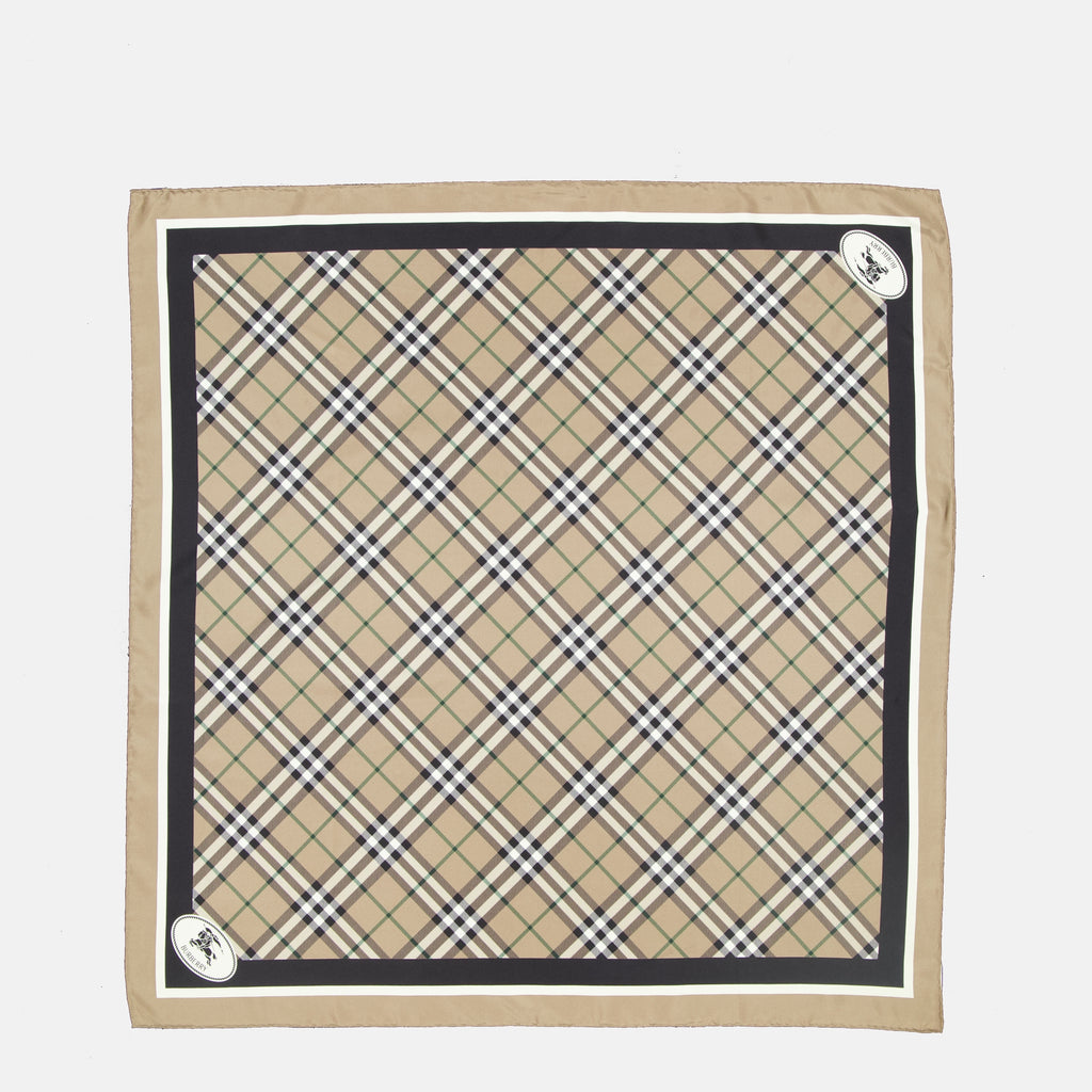 Image de l'article Carré de soie à carreaux de la marque Burberry pour Unisex - Saison Automne-Hiver 2025 - Vue de Face