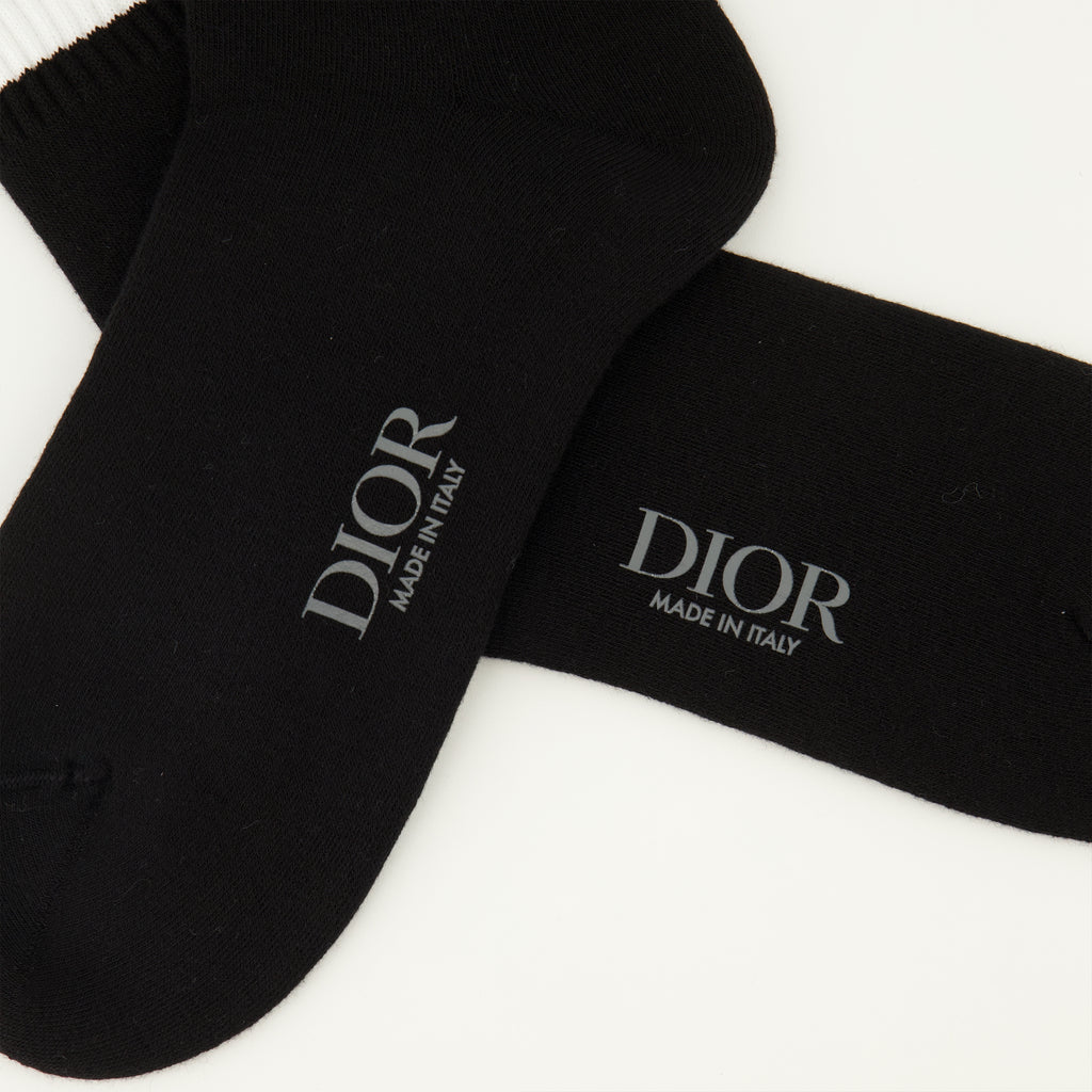 Immagine dei calzini neri in cotone Dior per Uomo - Collezione Primavera-Estate 2026 - Vista Dettagliata_2