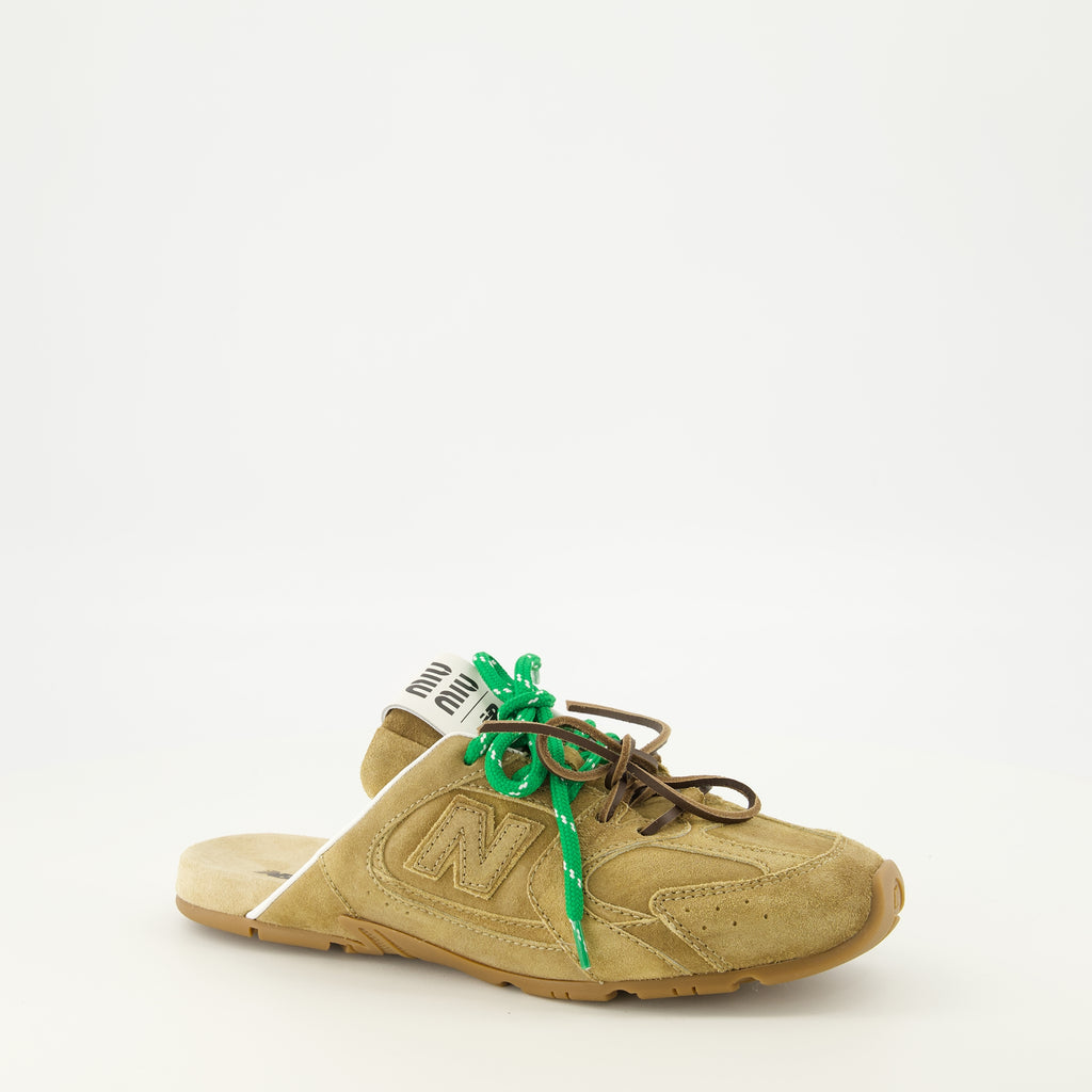Chaussures ouvertes Mules New Balance X Miu Miu 530 SL Miu Miu Beige Femme
