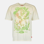 Imagen de la camiseta de hombre de la marca Diesel con estampado verde - Temporada Primavera-Verano 2026 - Vista Frontal
