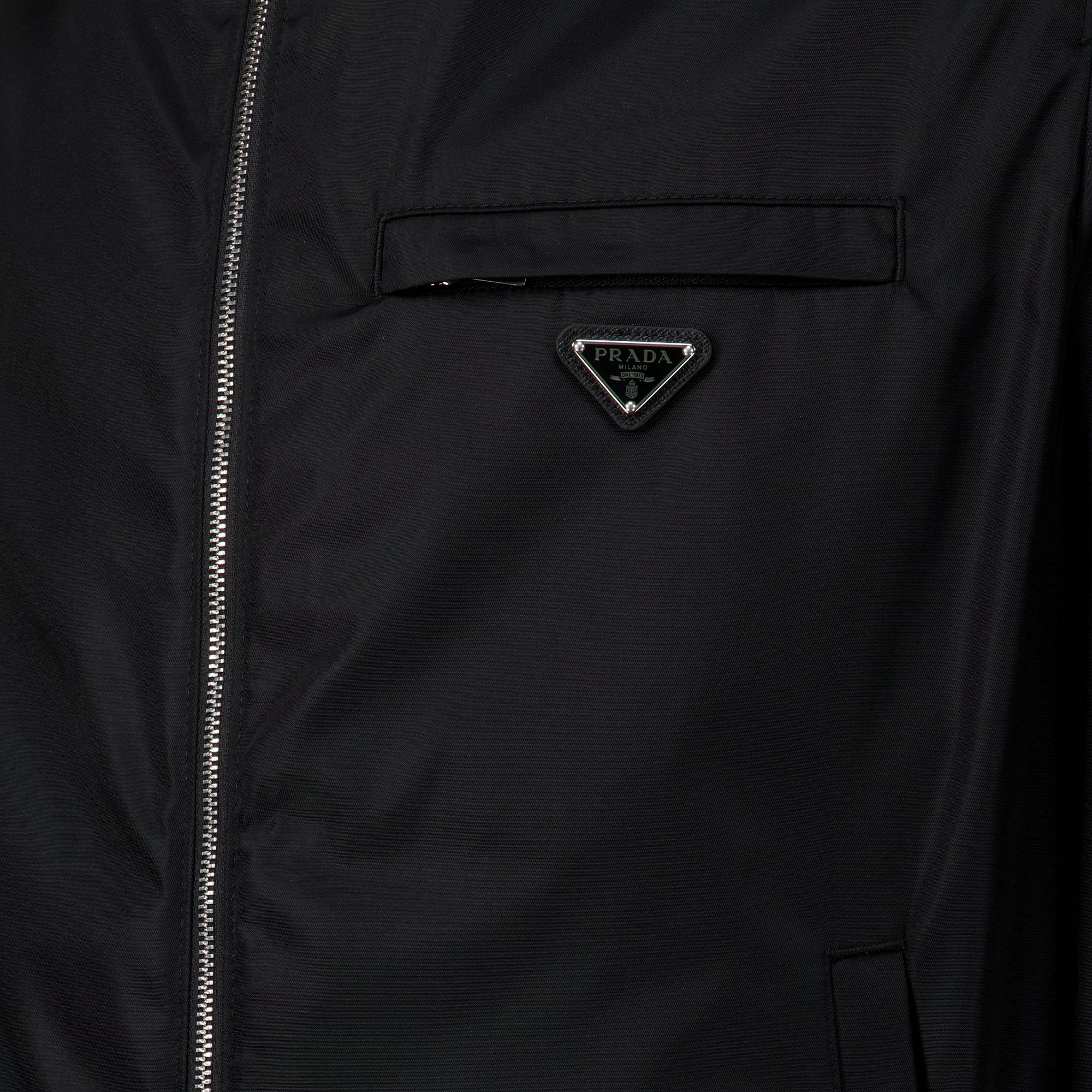 Vestes Blouson en Re-Nylon noir Prada Noir Homme