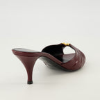 Imagen de las mules de tacón Babylone en burdeos de la marca Saint Laurent para Mujeres - Temporada Primavera-Verano 2026 - Vista trasera