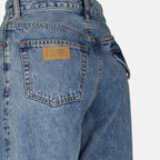 Imagem do jeans direito da marca Mm6 para Mulheres - Outono-Inverno 2025 - Vista Detalhada 1