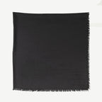 Scarves and gloves Écharpe GG en soie Gucci Black Femme