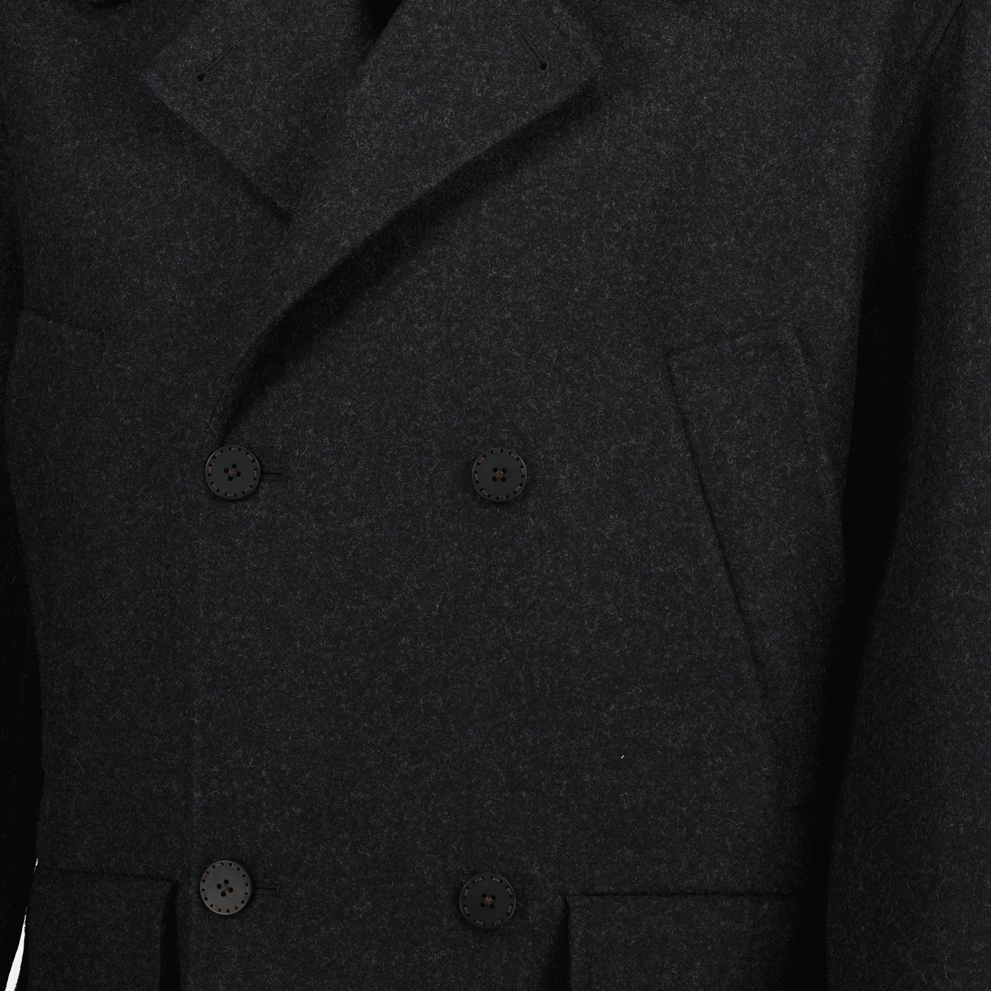 Image of the article Gray wool coat by Fendi for Men - Autumn-Winter 2025 - Detailed view_1