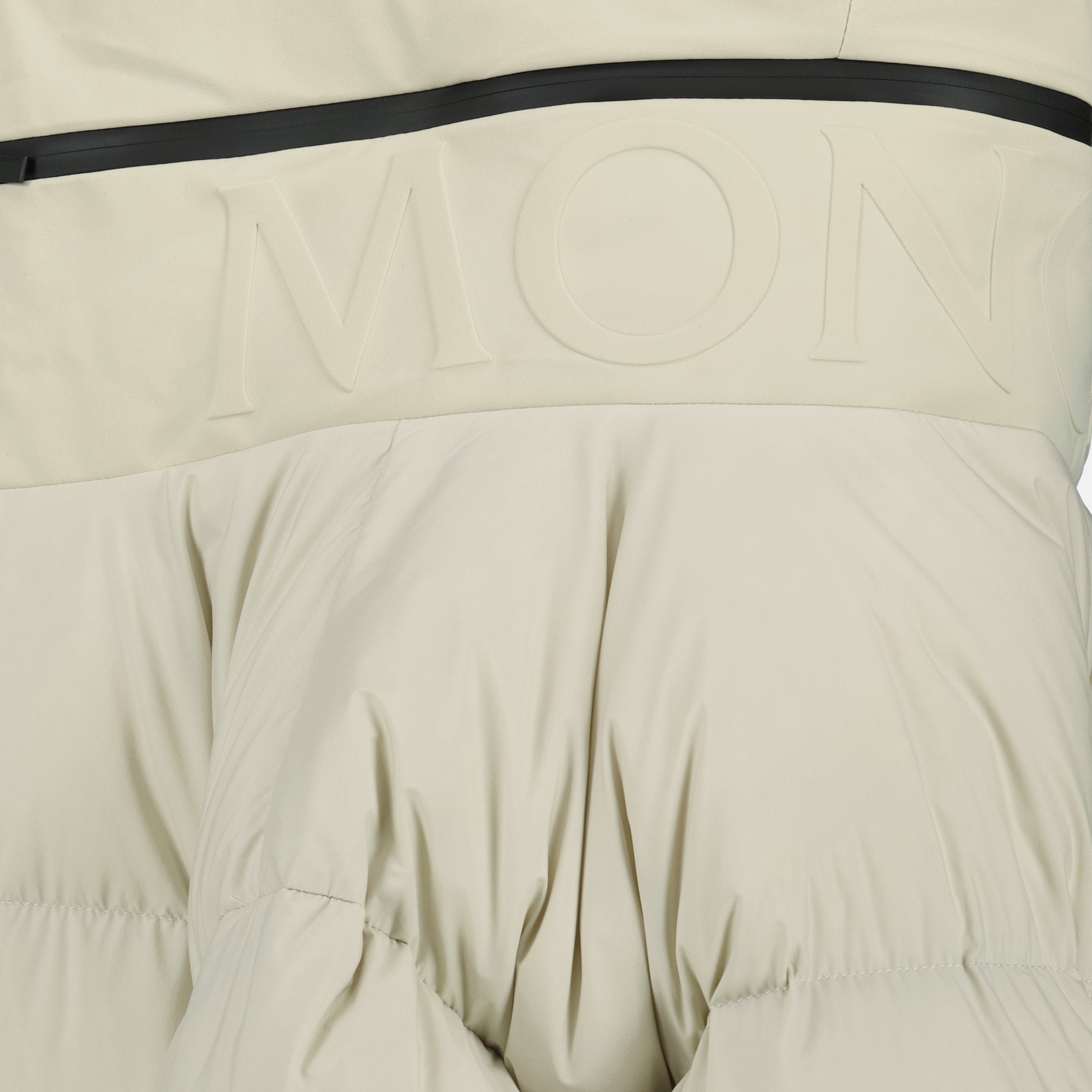 Image of the Moncler Forez Down Jacket for Men - Fall-Winter 2025 - Detailed View_6