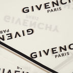 Bild des Givenchy Damen Mini-Seidenschals Shadow in Weiß - Herbst-Winter 2025 - Detailansicht_3