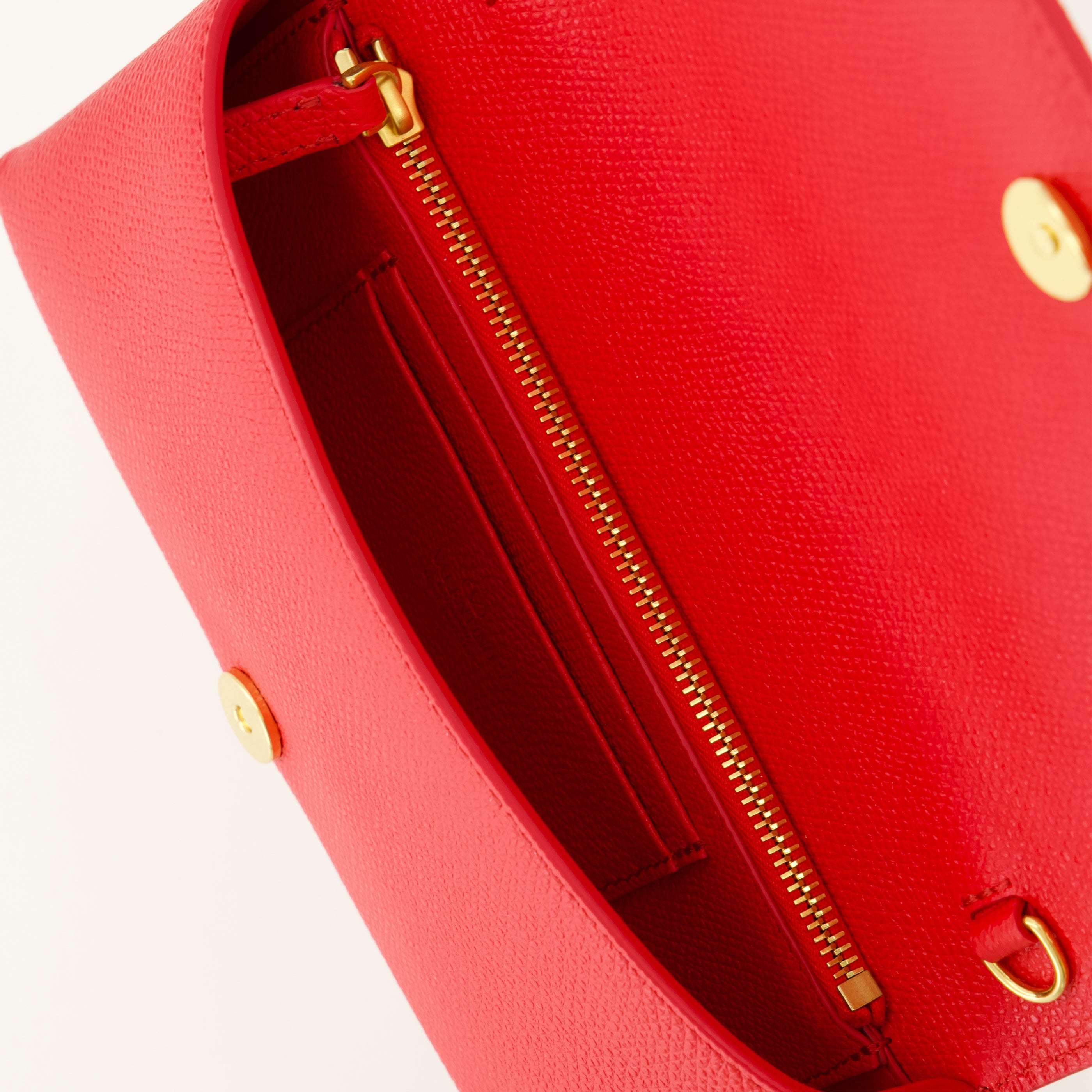 Petite maroquinerie Portefeuille à chaîne VLogo en cuir rouge Valentino Garavani Rouge Femme
