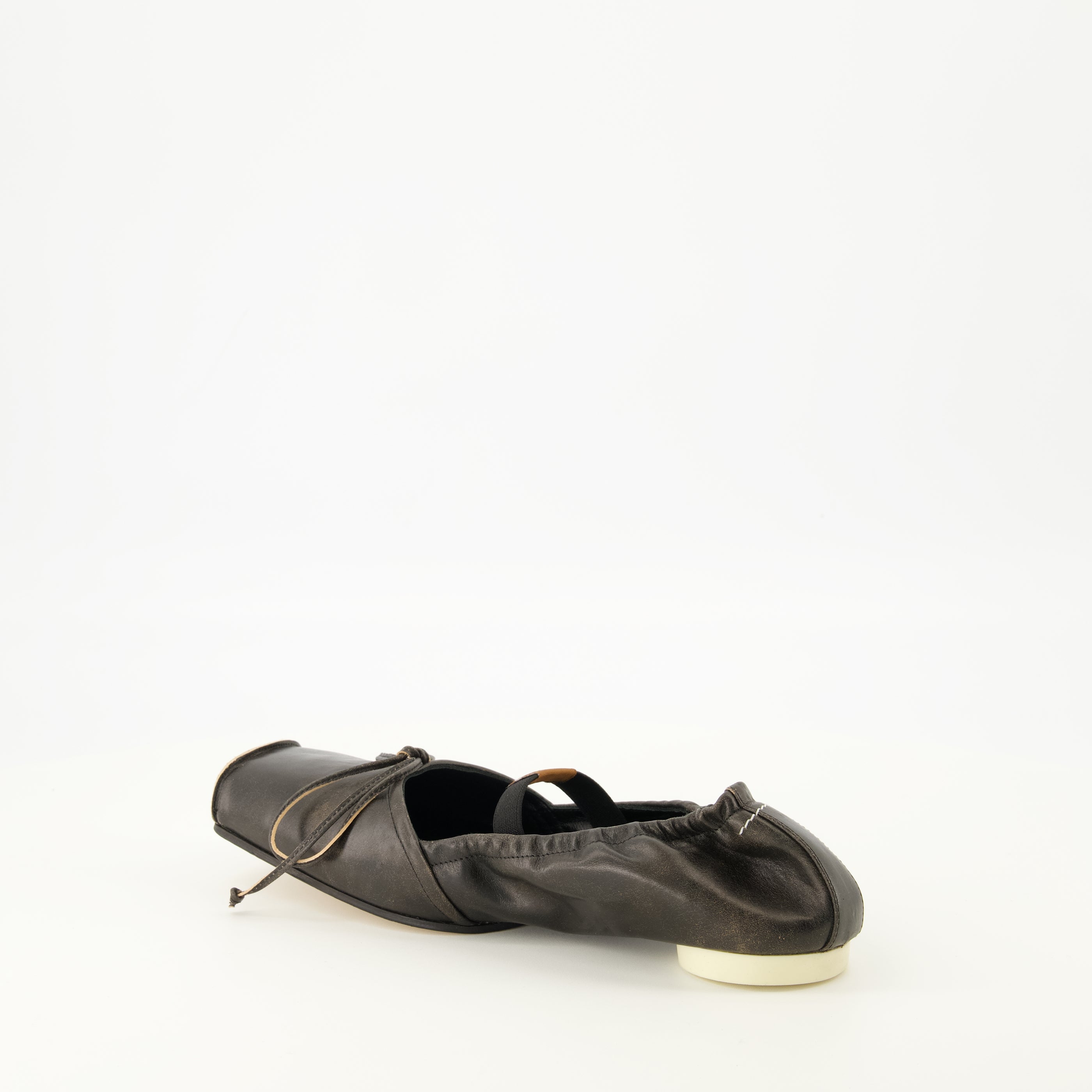 Chaussures plates 블랙 스퀘어 토 가죽 발레 플랫 Mm6 Noir Femme