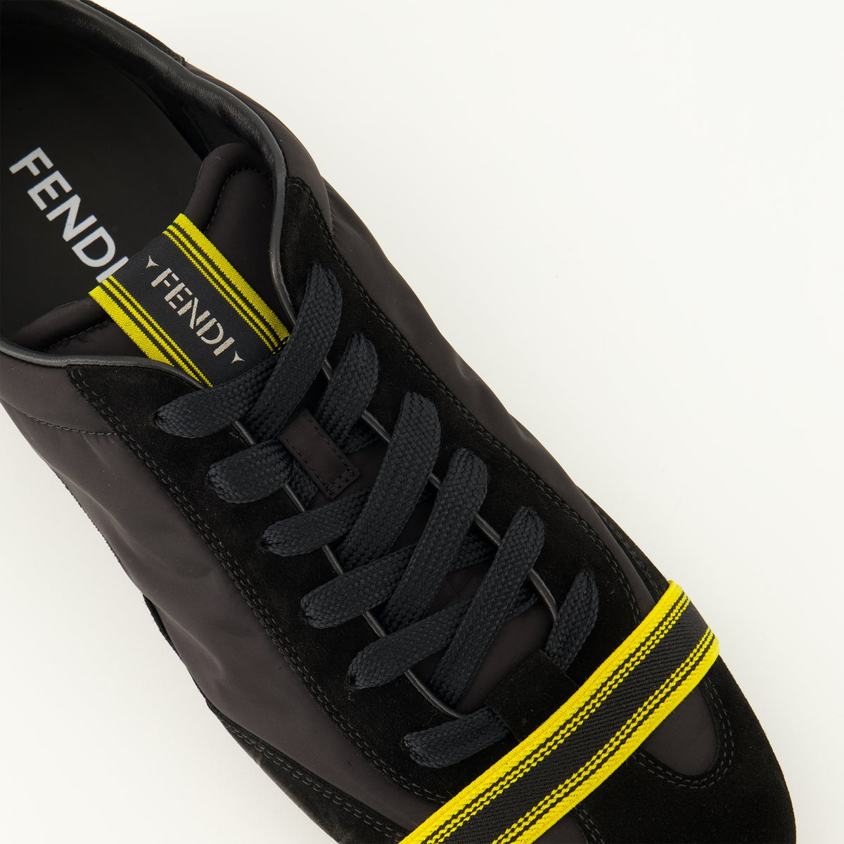 Baskets ブラックラップスニーカー Fendi Noir Homme