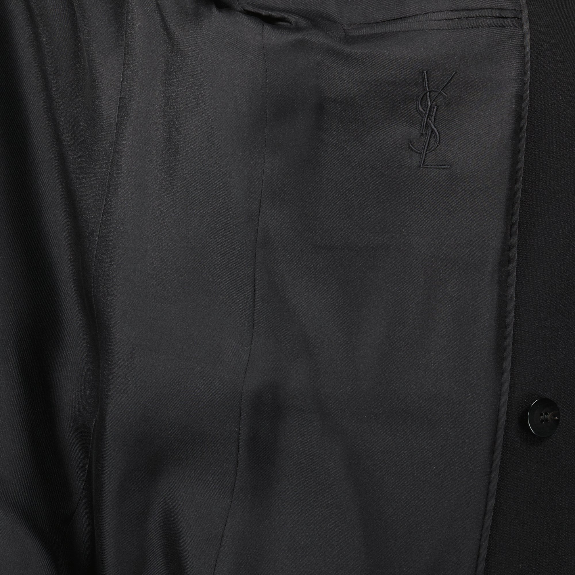 Image de l'article Blazer Cassandre de la marque Saint Laurent pour Femme - Saison Automne-Hiver 2025 - Vue détaillée_2