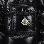 Immagine del piumino marca Moncler per donna - Stagione Autunno-Inverno 2025 - Vista Dettagliata_1