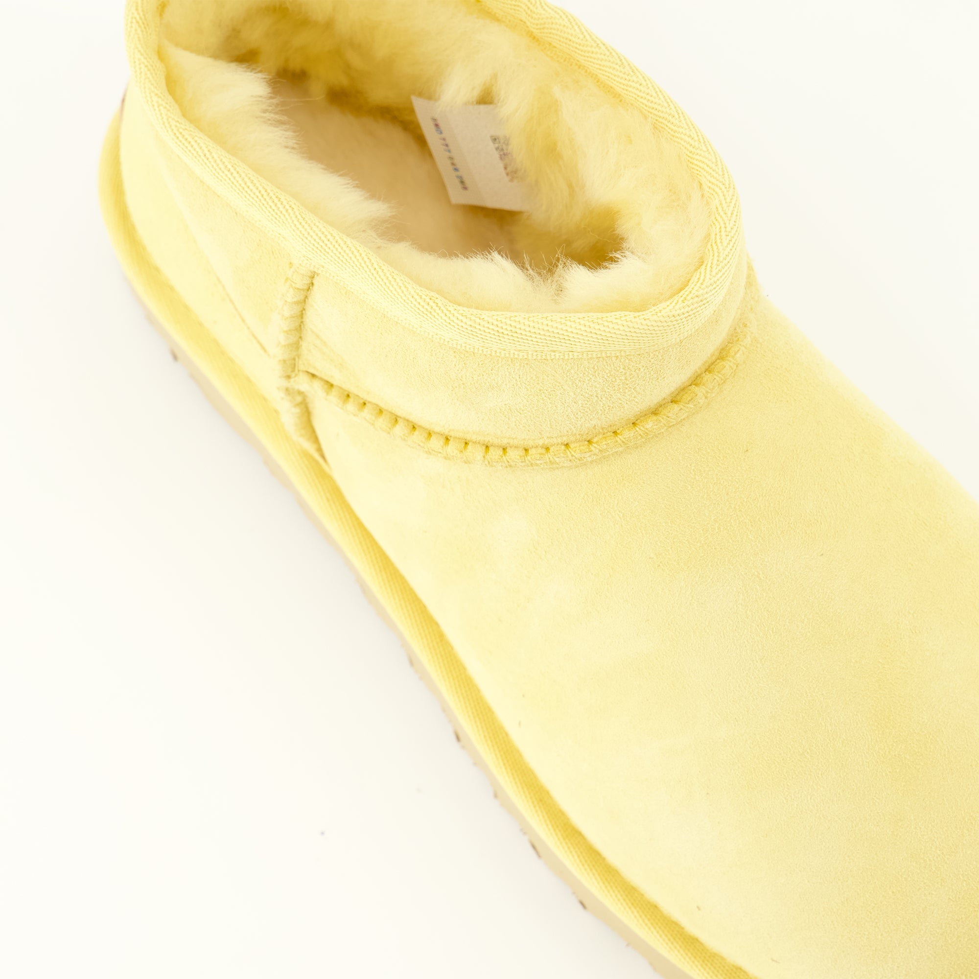 Bottines Klassische Ultra Mini Gelbe Stiefel Ugg Jaune Femme