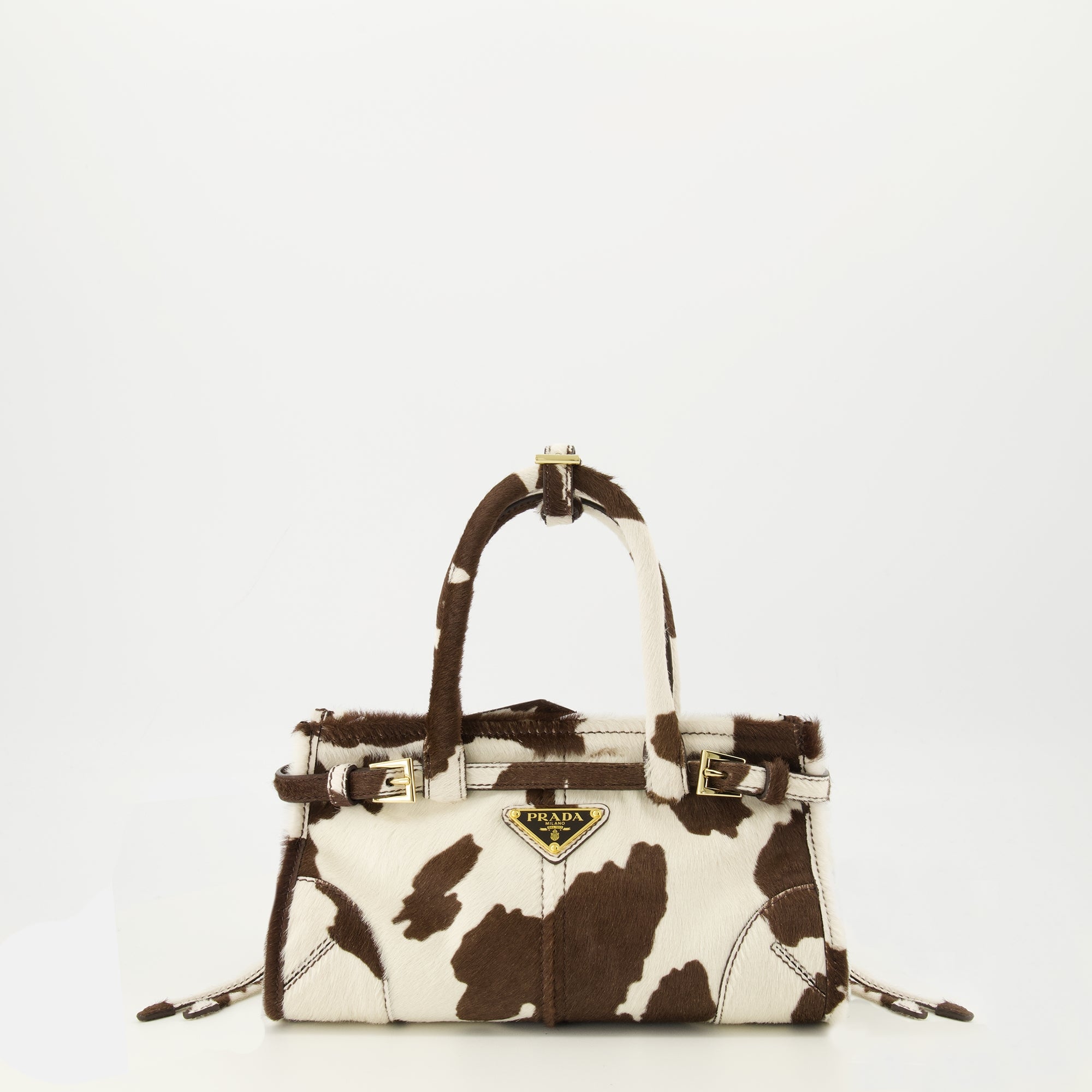 Image de l'article Mini sac Bonnie à imprimé vache de la marque Prada pour Femme - Saison Printemps-Été 2026 - Vue de Face