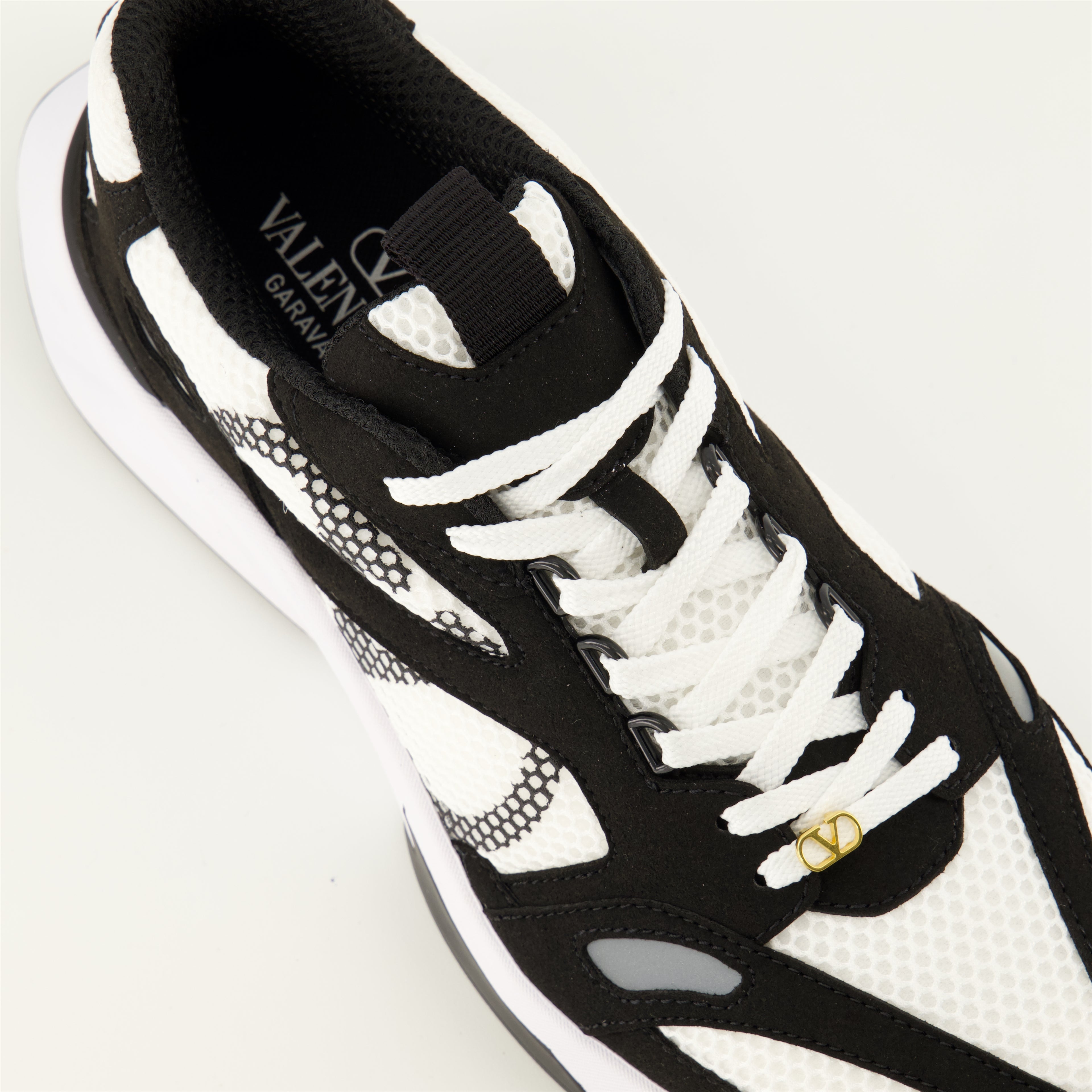 Baskets Baskets Demivee en tissu blanc Valentino Garavani Blanc Homme