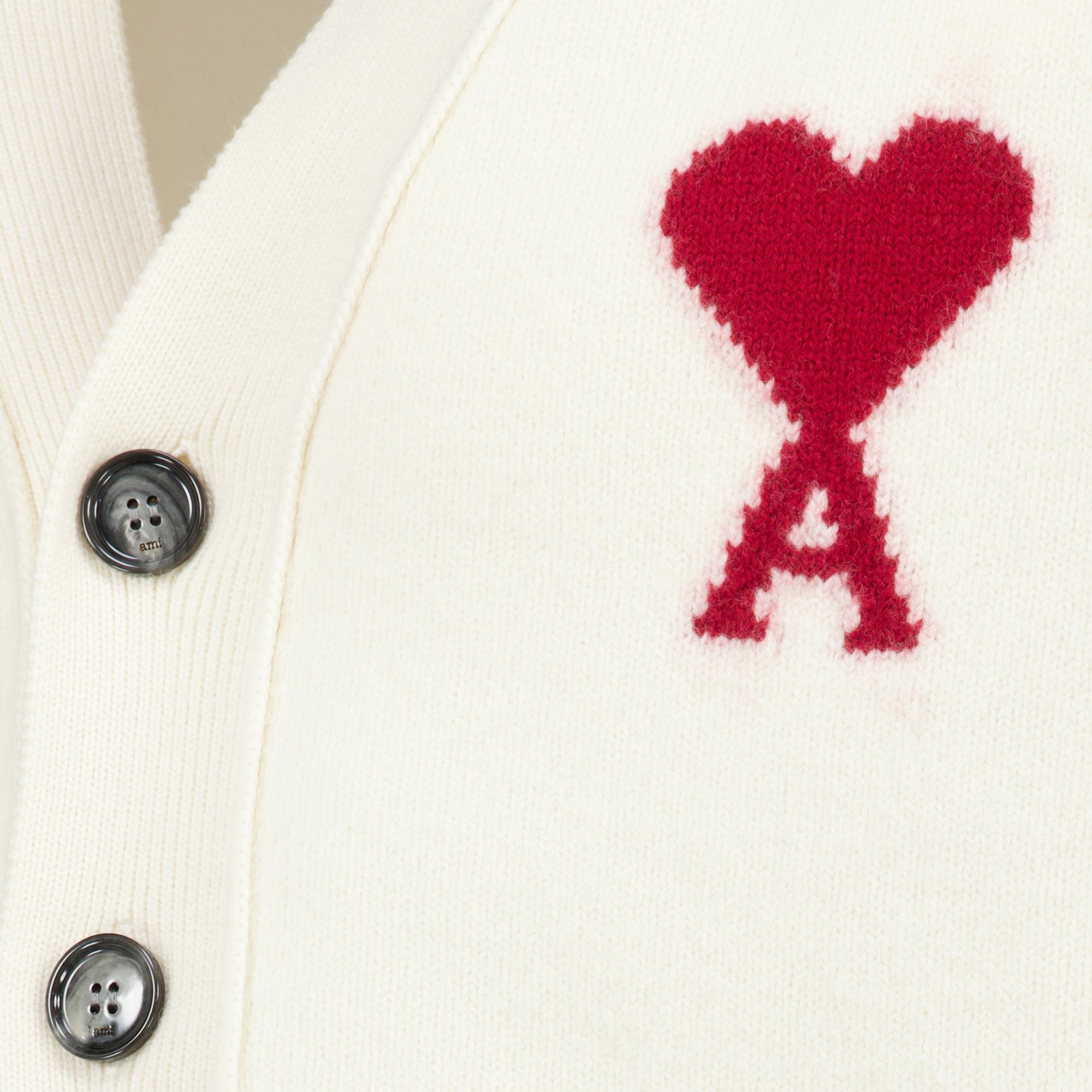 Maille AMI Heart Cardigan in White Wool Ami PARIS Blanc Unisexe