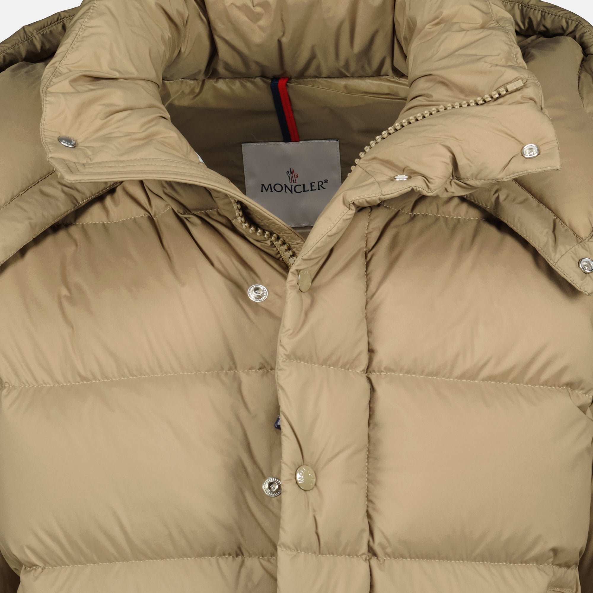 Image de l'article Doudoune Maya 70 beige de la marque Moncler pour Homme - Saison Automne-Hiver 2025 - Vue détaillée_2