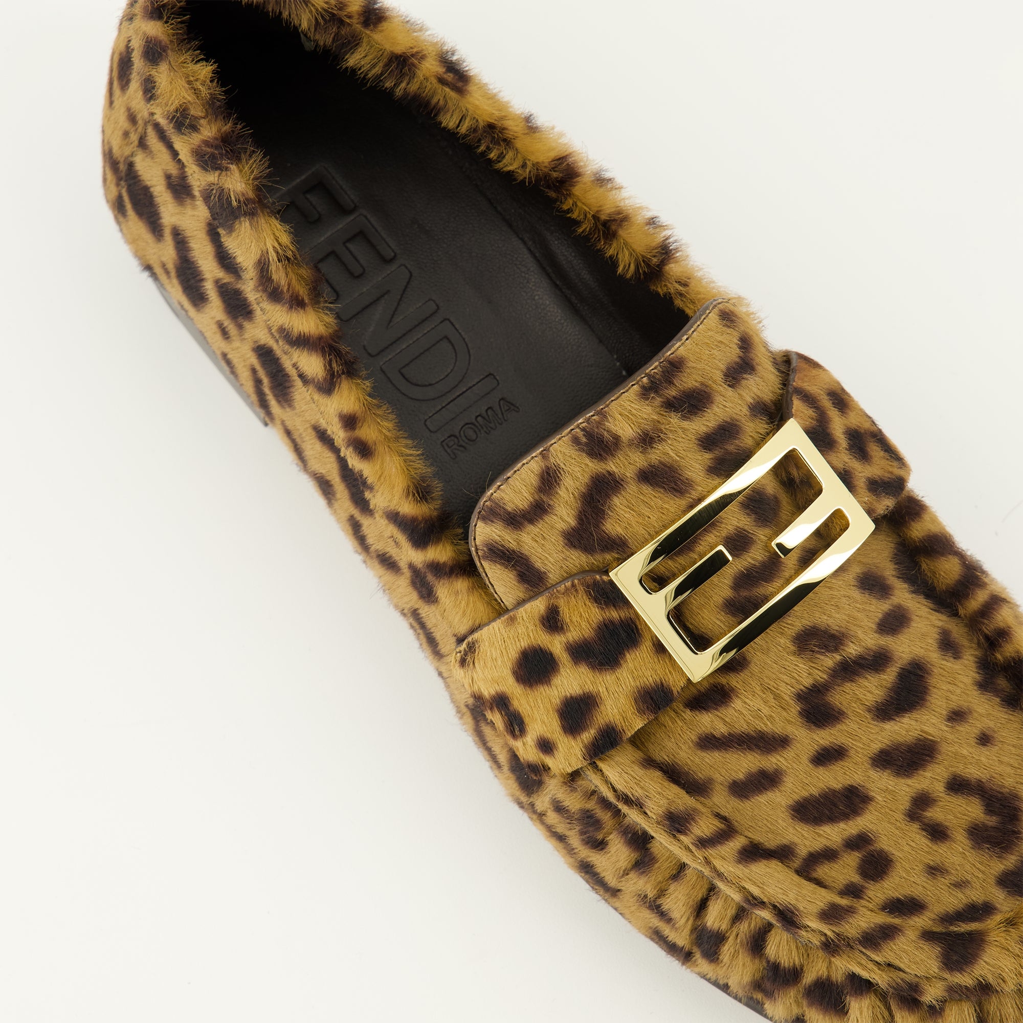 Image de l'article Mocassins Baguette imprimé laopard de la marque Fendi pour Femme - Saison Automne-Hiver 2025 - Vue détaillée de haut