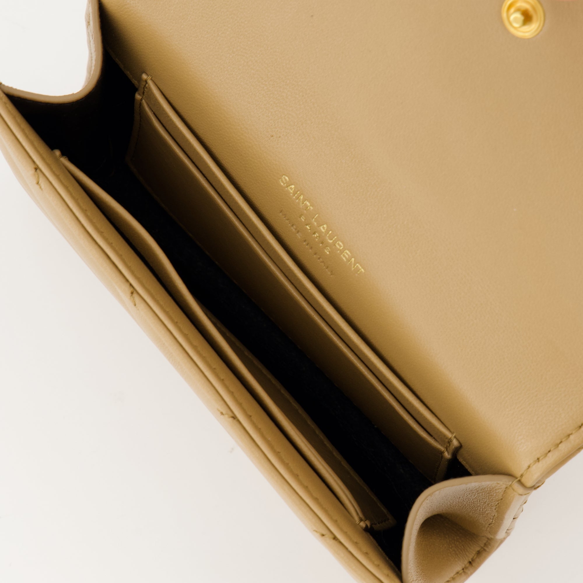 Bild der Cassandre Geldbörse der Marke Saint Laurent für Frauen - Herbst-Winter 2025 - Detaillierte Ansicht_2