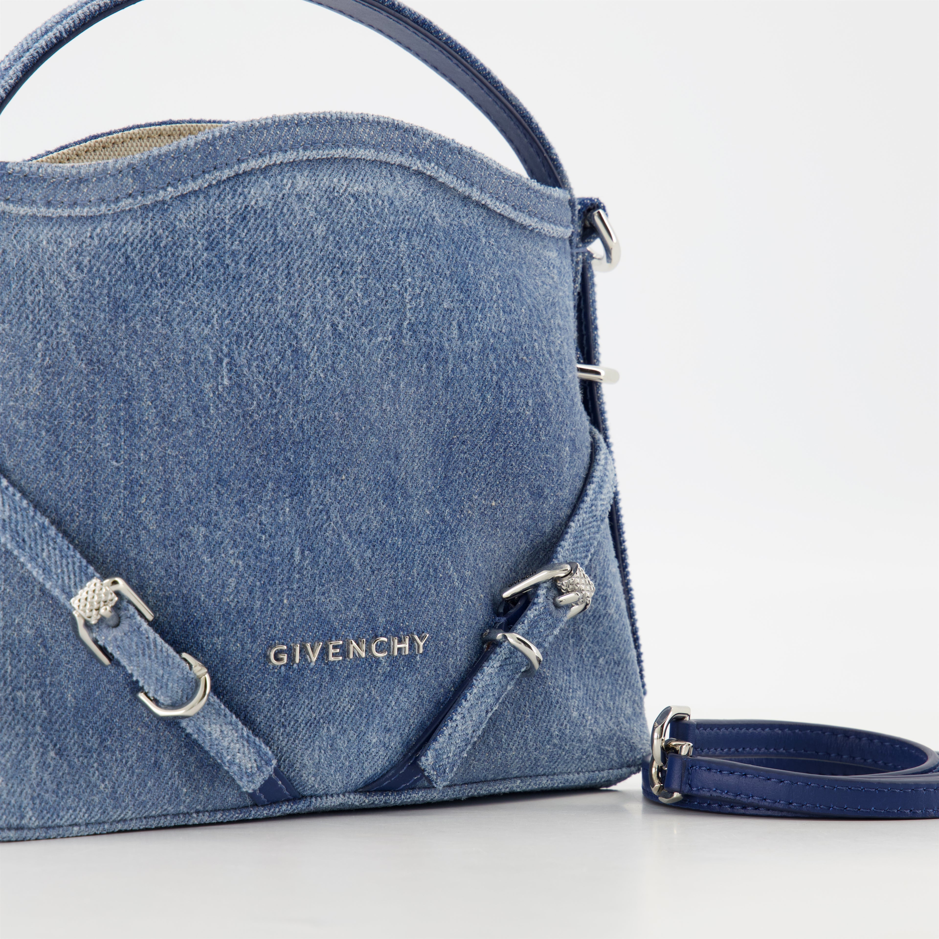 Borse a mano e a spalla Sac Voyou nano en denim Givenchy Blu Femme