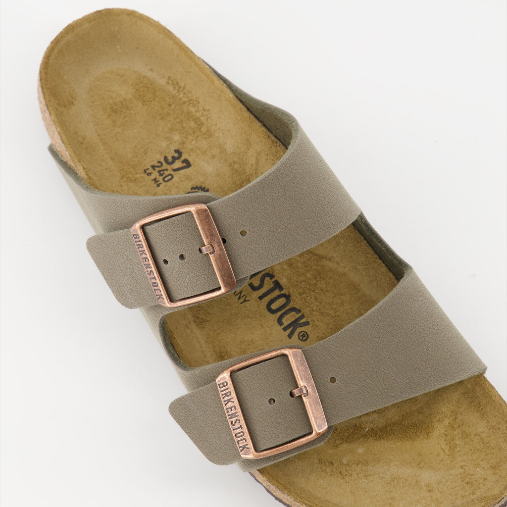 Scarpe aperte Claquettes Arizona Birko-Flor Birkenstock Cachi Homme