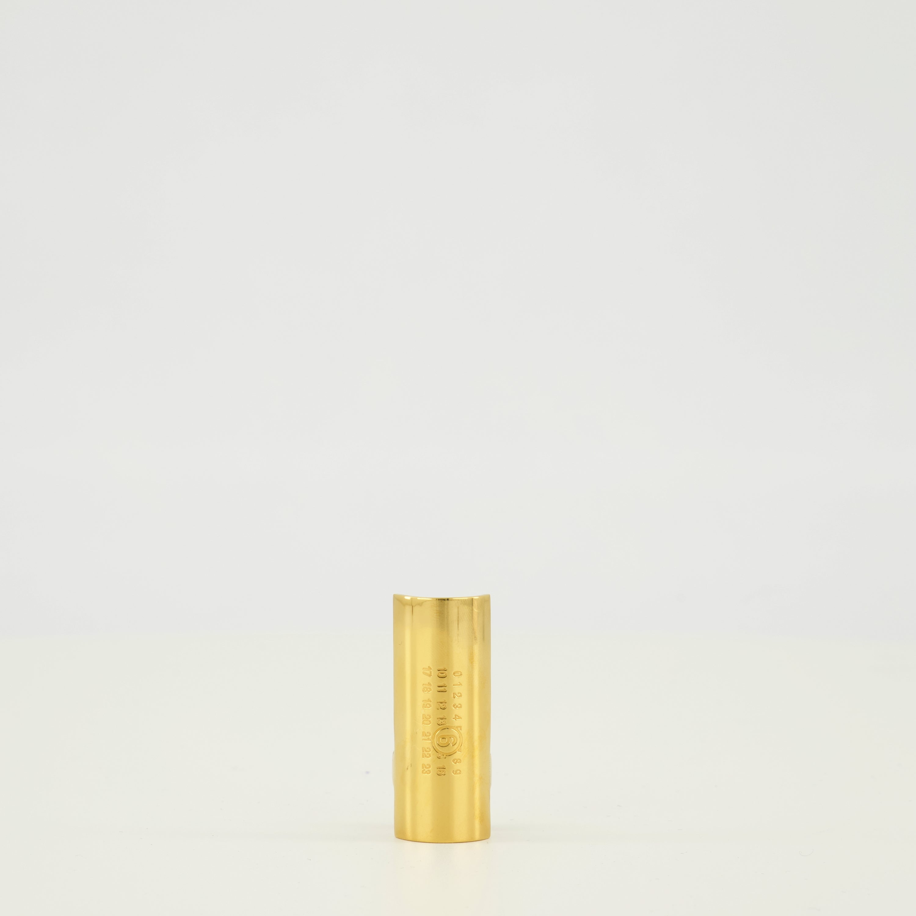 Bild des großen numerischen Rings der Marke Mm6 für Frauen - Herbst-Winter-Saison 2025 - Frontansicht