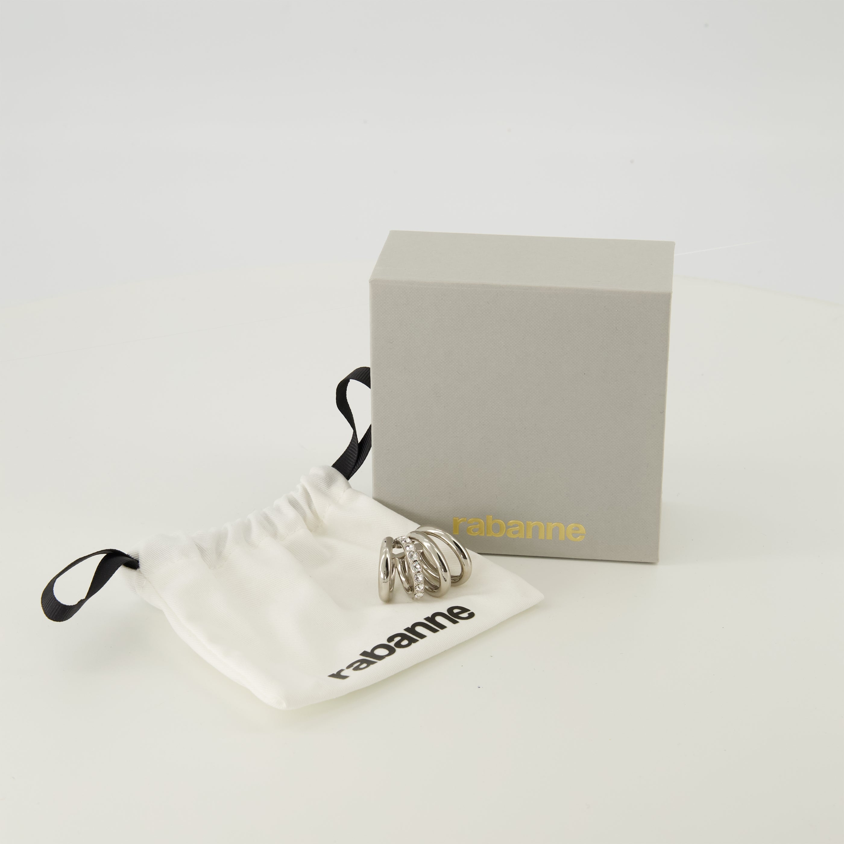 Image de l'article Boucle d'oreille Punk avec cristaux argenté de la marque Rabanne pour Femme - Saison Printemps-Été 2026 - Vue détaillée_3