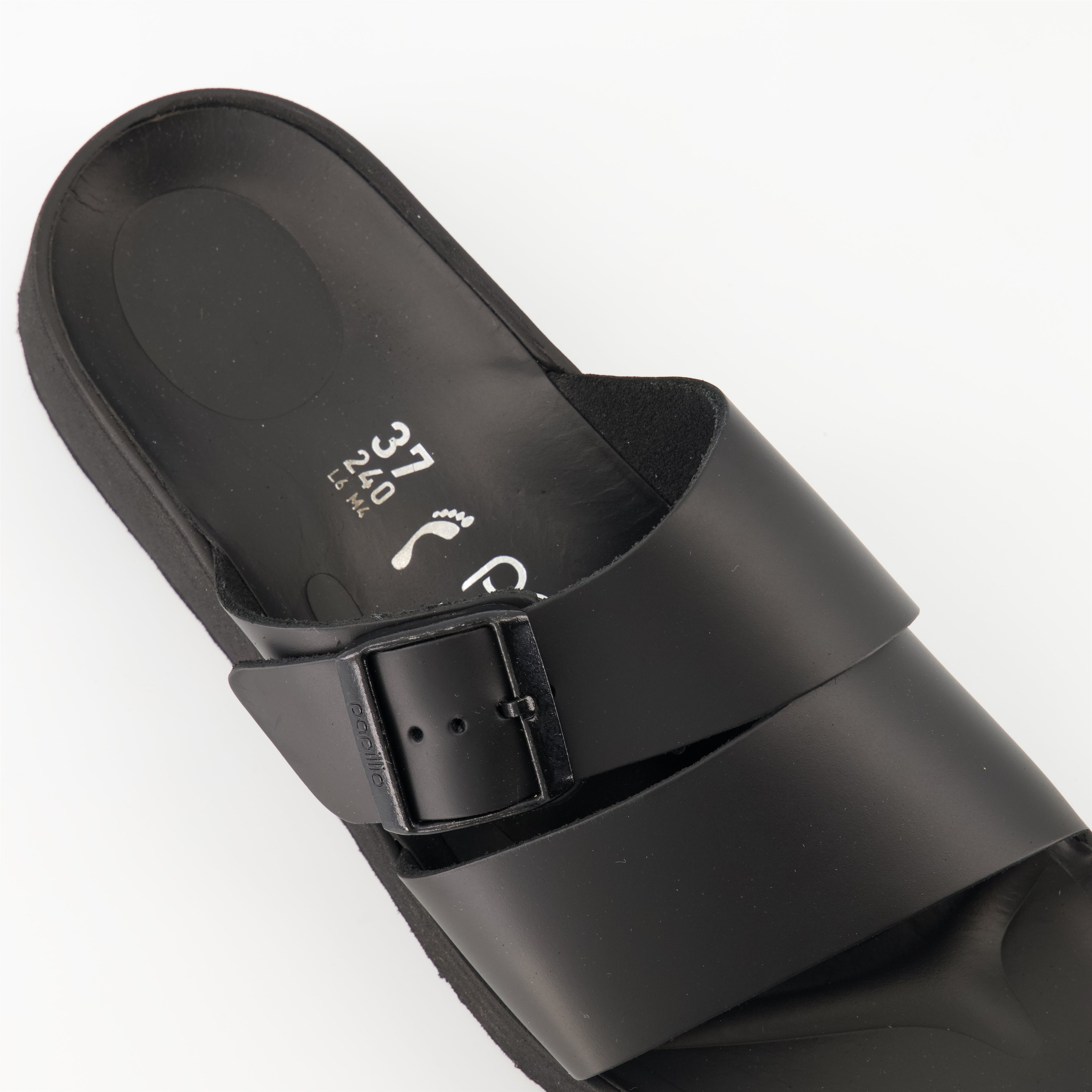 Chaussures ouvertes Sandales Almina Birkenstock Noir Femme