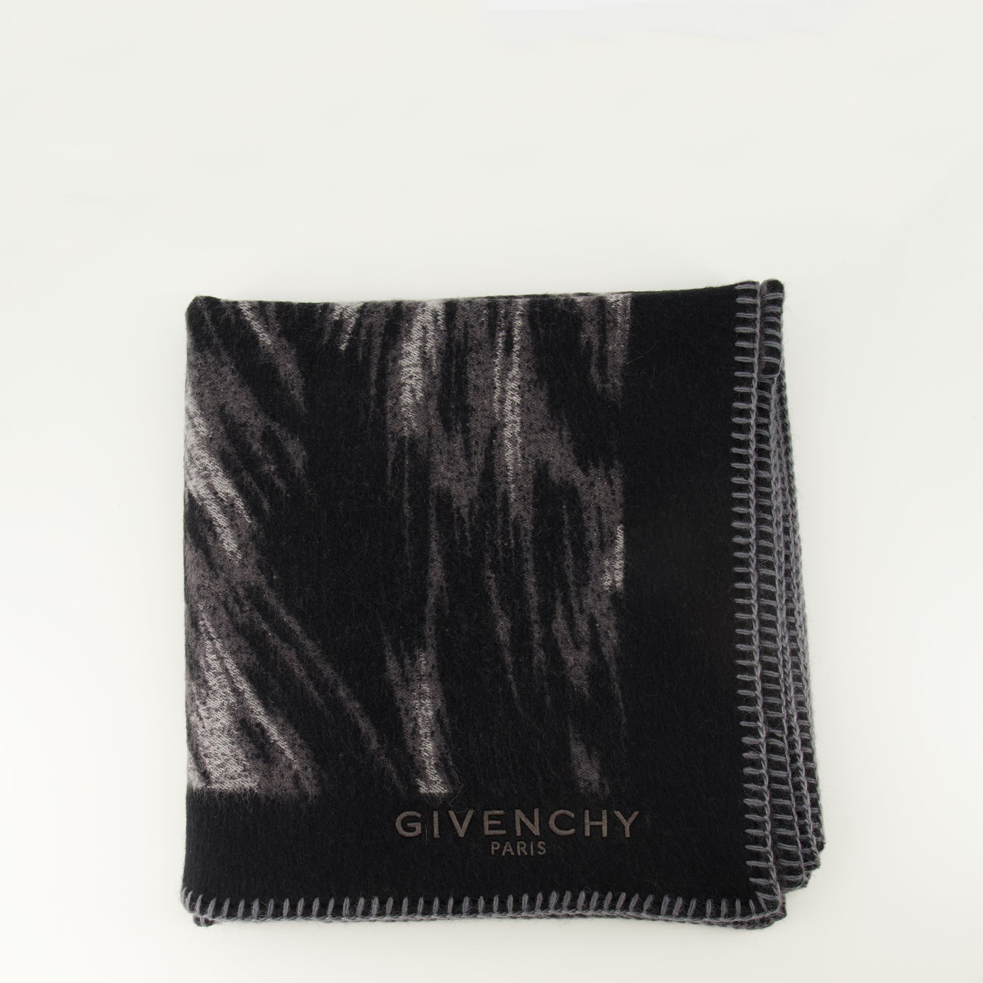 Bild des Givenchy Damen Wollschals mit Print - Herbst-Winter 2025 - Detaillierte Ansicht 2