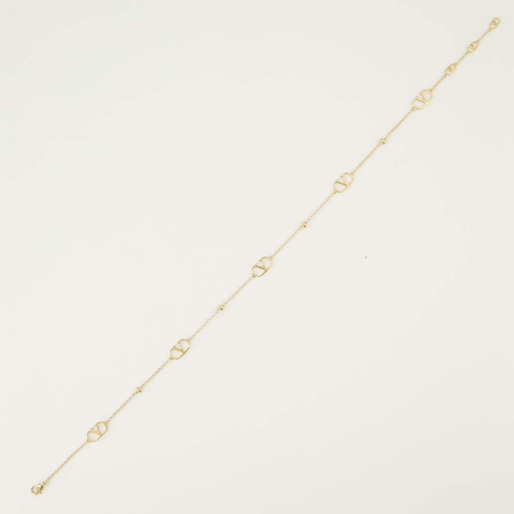 Image of the Vlogo gold necklace from the Valentino Garavani brand for Women - Spring-Summer 2026 - Detailed View_2