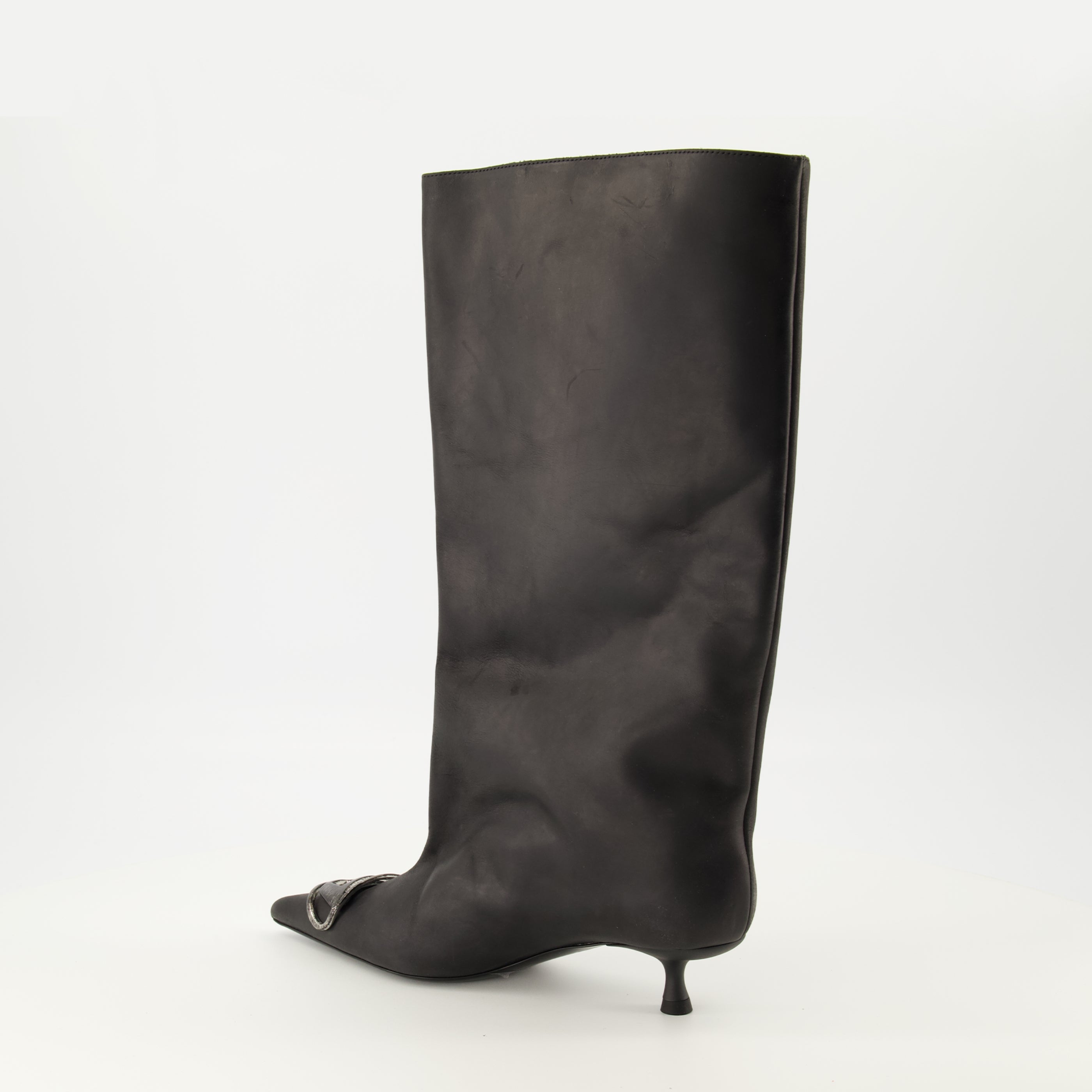 Image de l'article Bottes D-Venus noir de la marque Diesel pour Femme - Saison Automne-Hiver 2025 - Vue trois quarts arrière droite