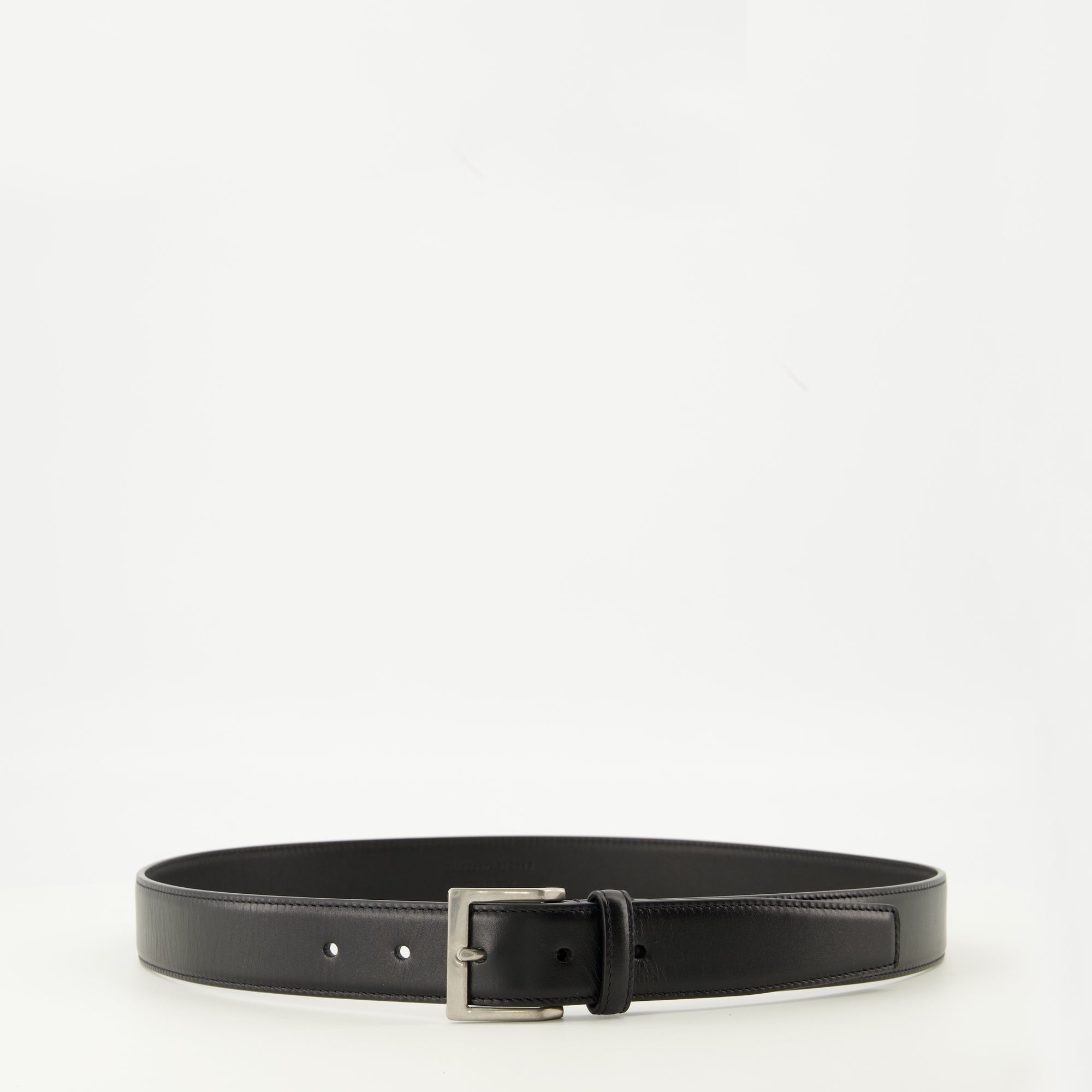 Image of the Saint Laurent Women's Leather Belt - Autumn-Winter 2025 - Front View