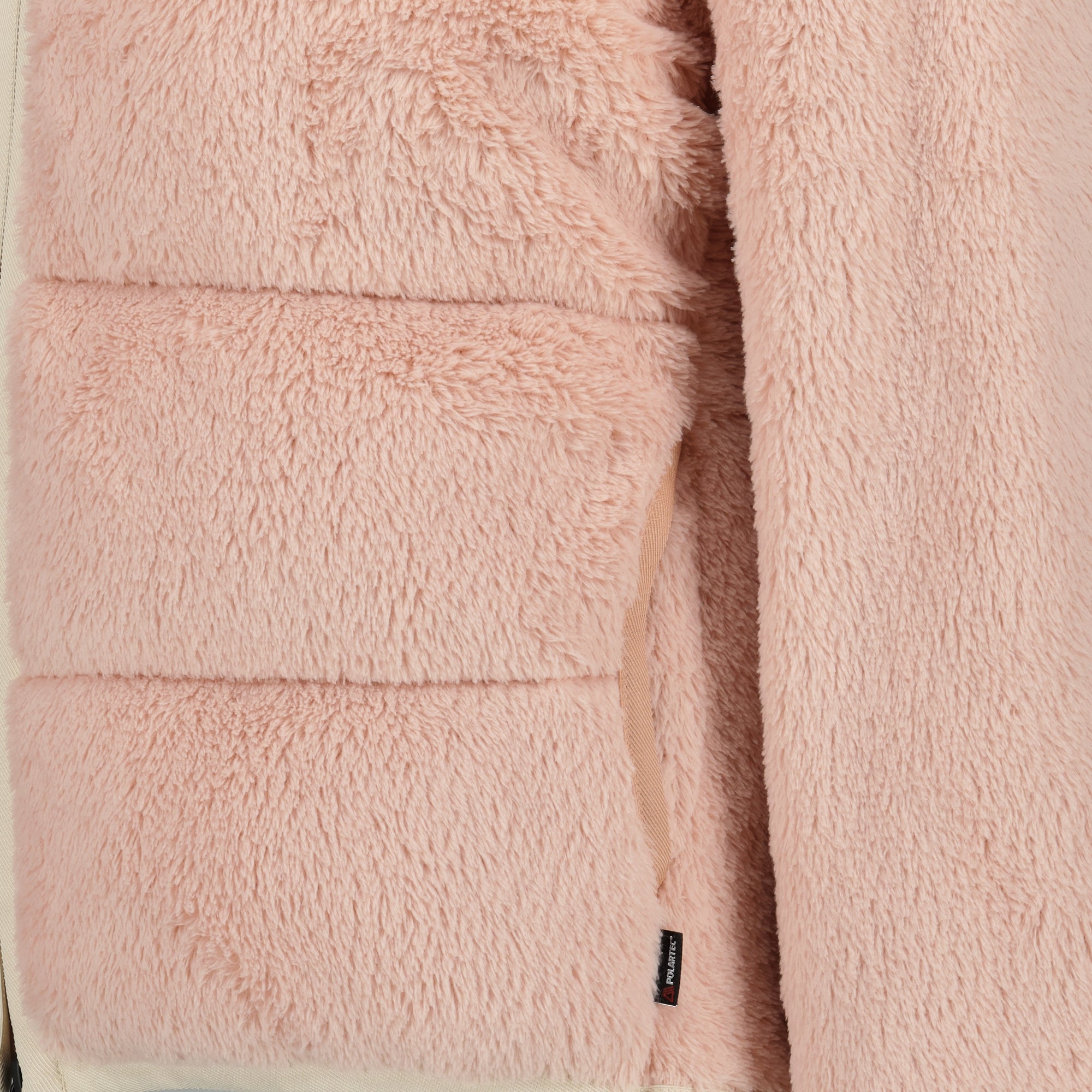 Imagen de la chaqueta rosa con cremallera Polartec® de la marca Moncler Grenoble para Mujer - Temporada Otoño-Invierno 2025 - Vista Detallada_2
