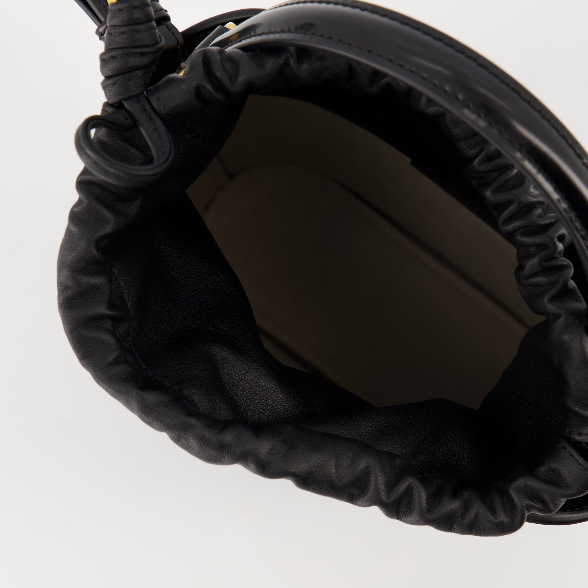 Image de l'article Mini sac seau Paris Paris de la marque Ami PARIS pour Unisex - Saison Automne-Hiver 2025 - Vue détaillée_3