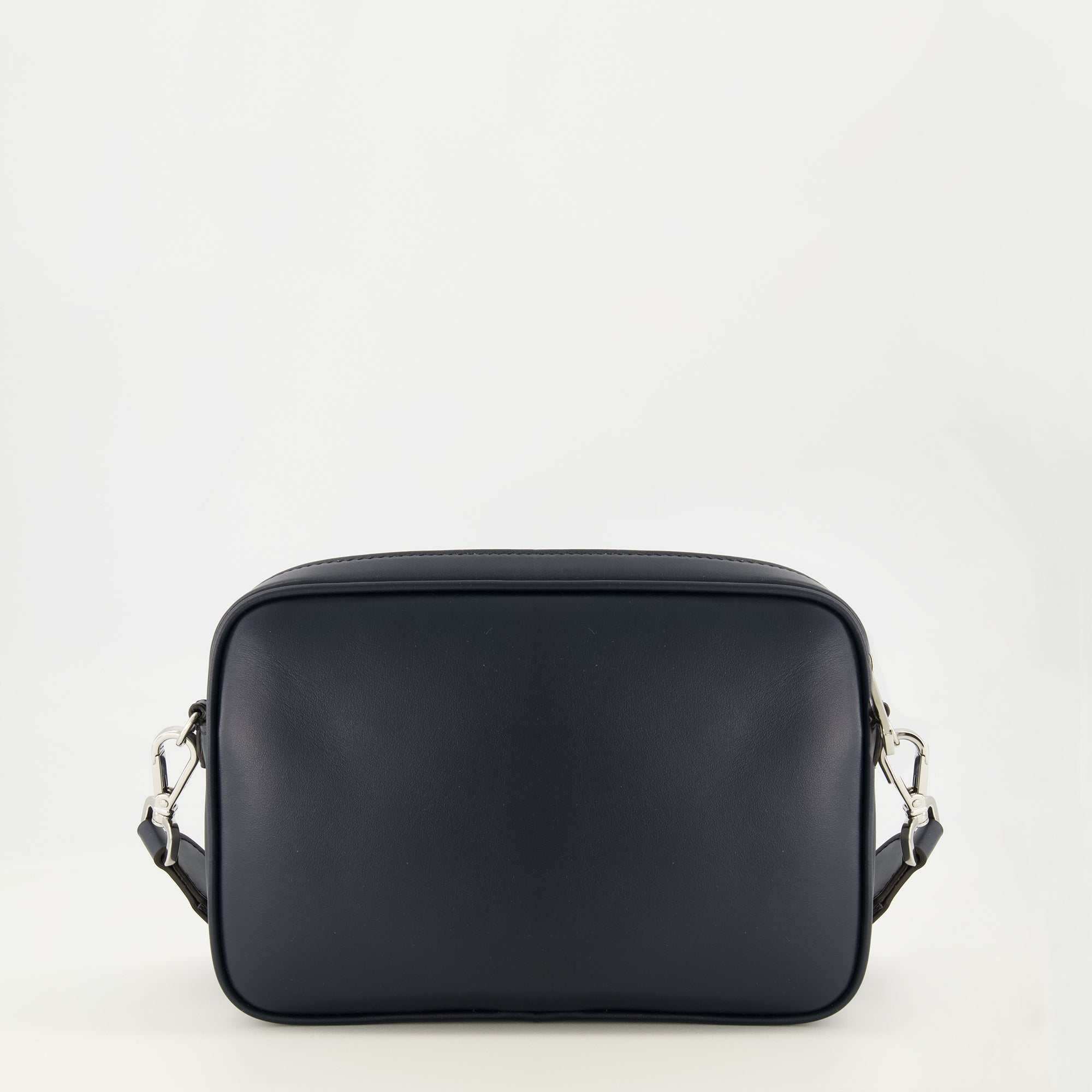 フェンディのメンズスクエアFFネイビーブルーカメラバッグの画像 - 2026年春夏 - 後ろからのビュー