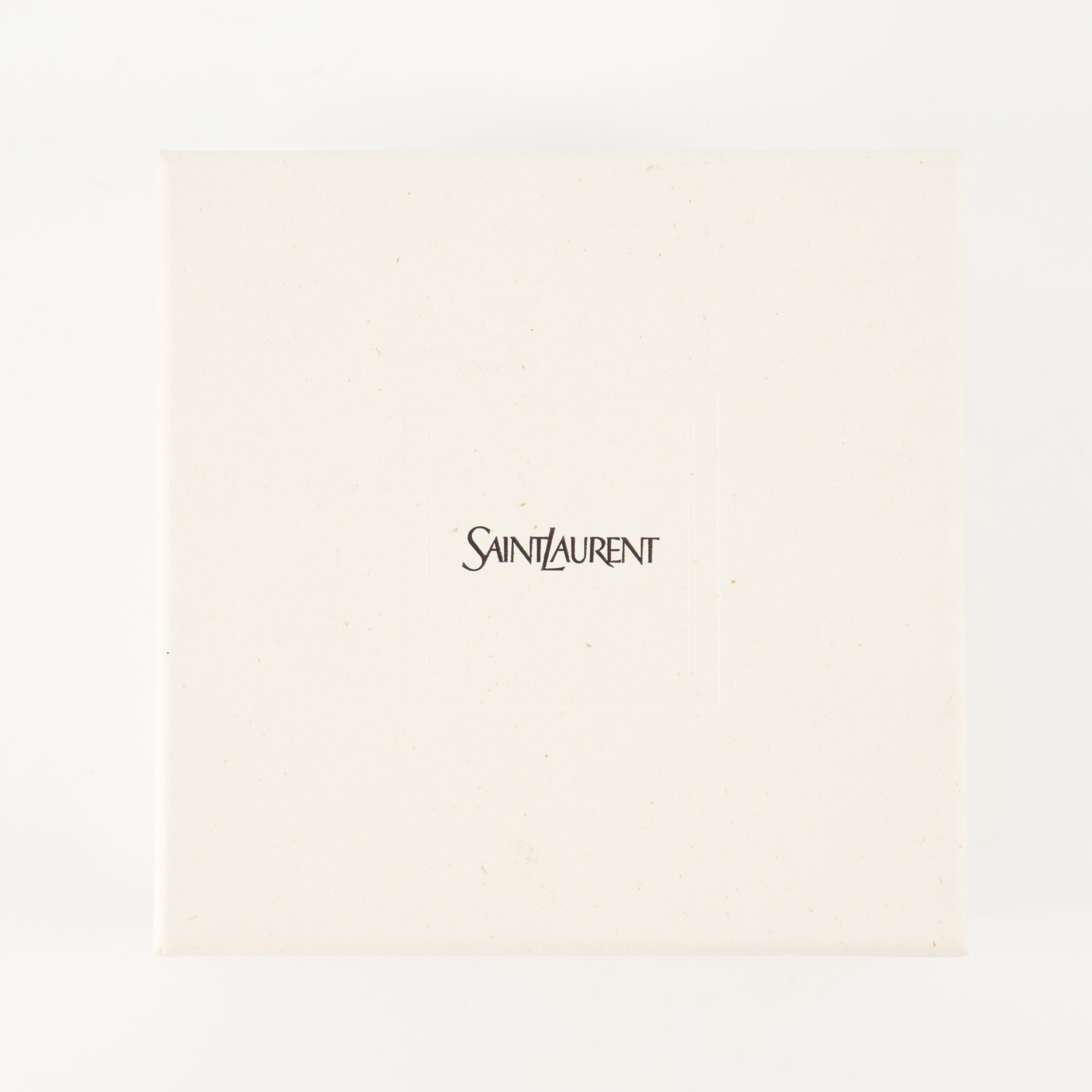 Bild des Cassandre-Armbands der Marke Saint Laurent für Frauen - Frühjahr-Sommer 2025 - Detailansicht_3