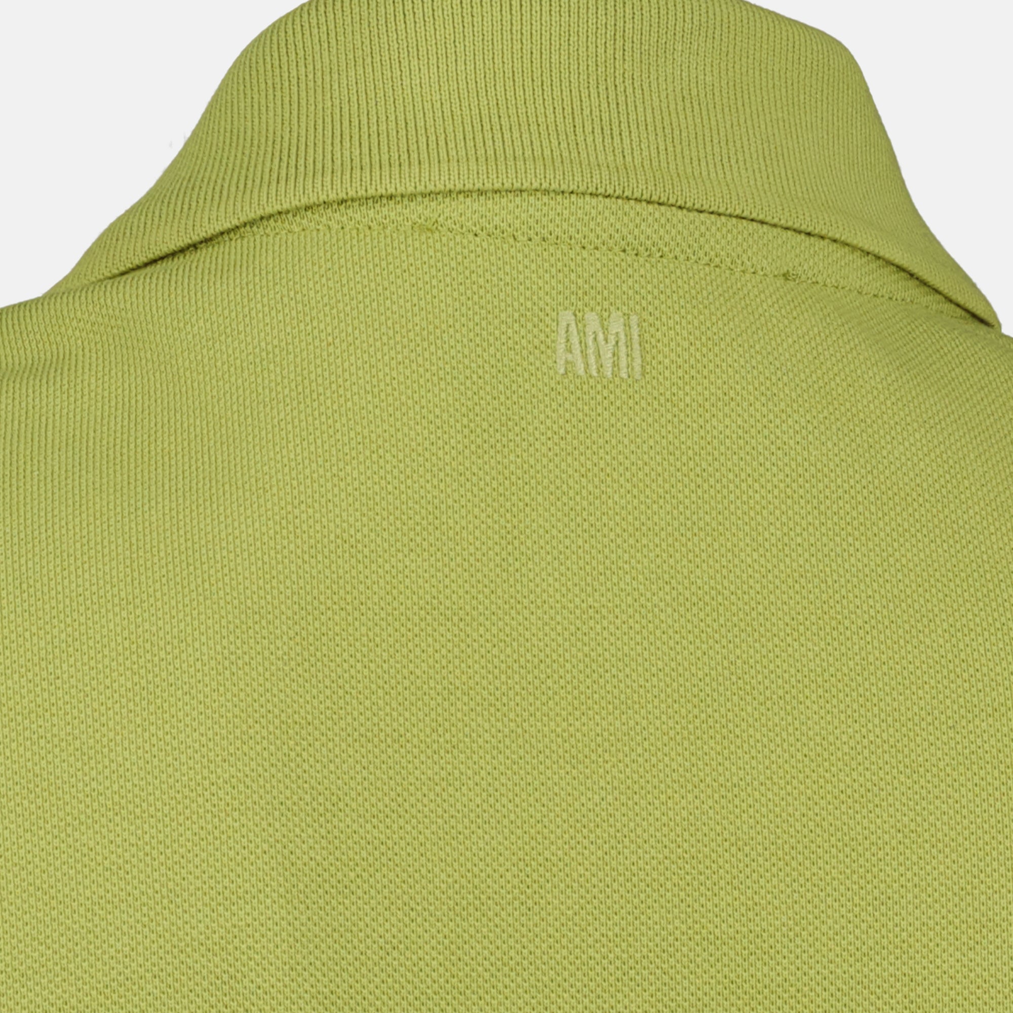 Image de l'article Polo AMI de coeur vert de la marque Ami PARIS pour Homme - Saison Printemps-Été 2026 - Vue détaillée_2