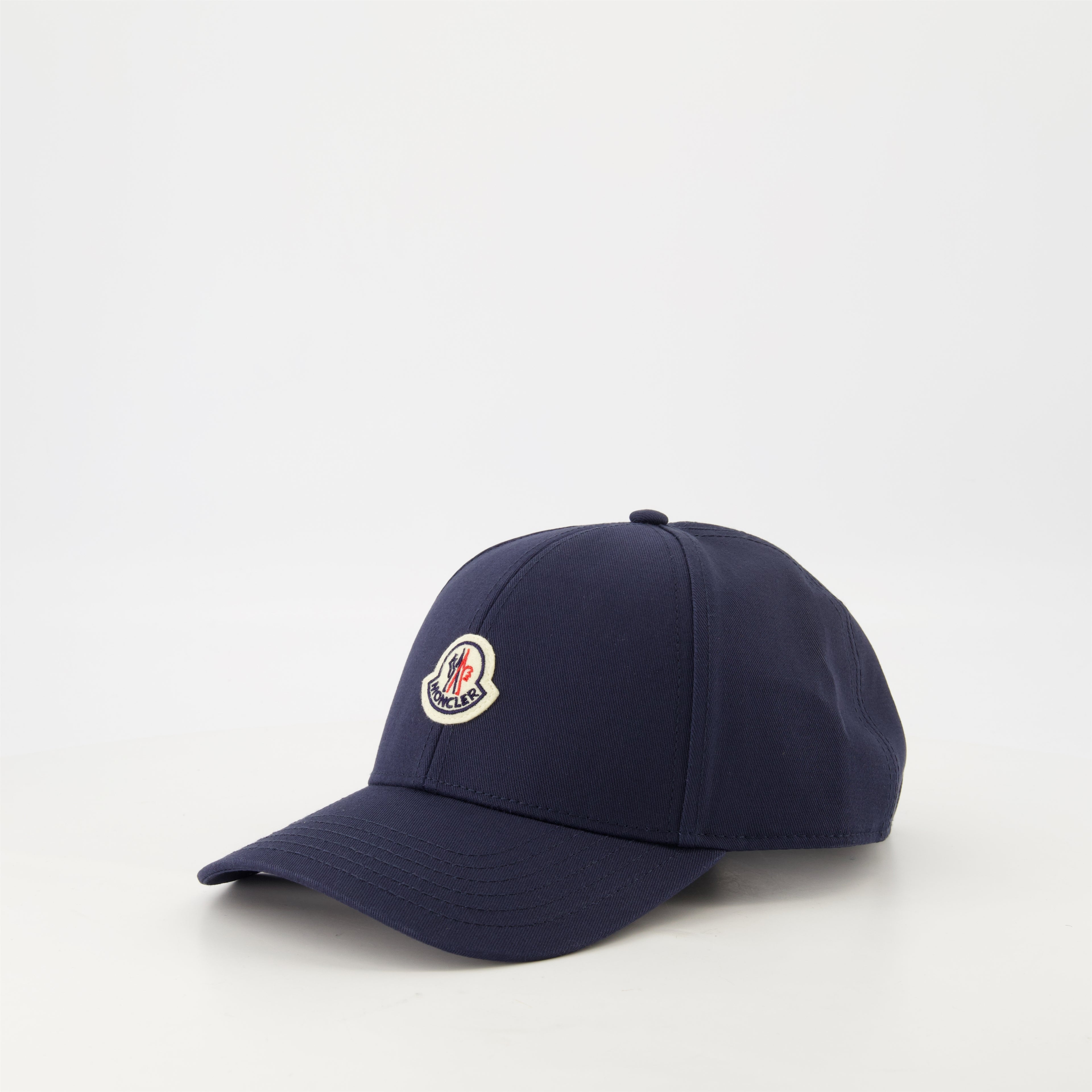 Image de l'article Casquette logo bleu marine de la marque Moncler pour Homme - Saison Printemps-Été 2026 - Vue de Dos