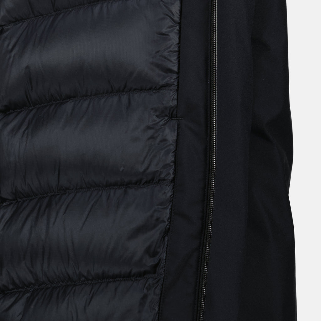Image de l'article Parka MM6 x Salomon noir de la marque Mm6 pour Homme - Saison Automne-Hiver 2025 - Vue détaillée_2