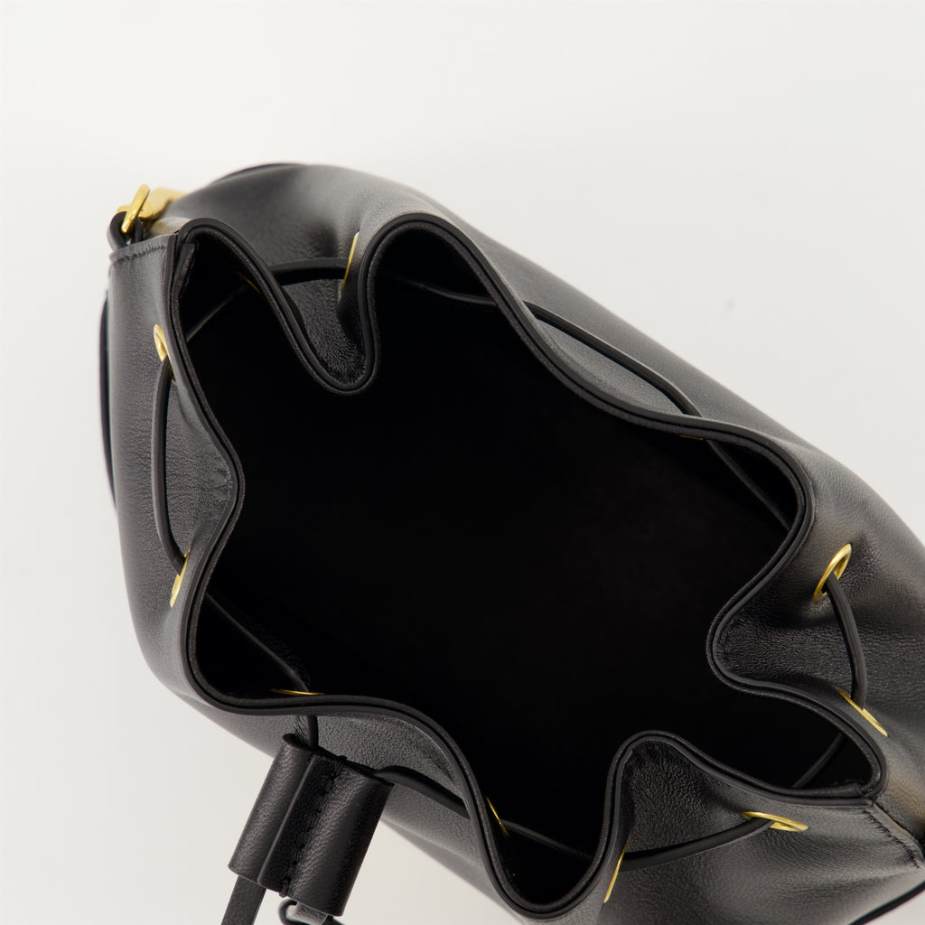 Sacs seau Mini bolsa balde em pele nappa preta Valentino Garavani Noir Femme