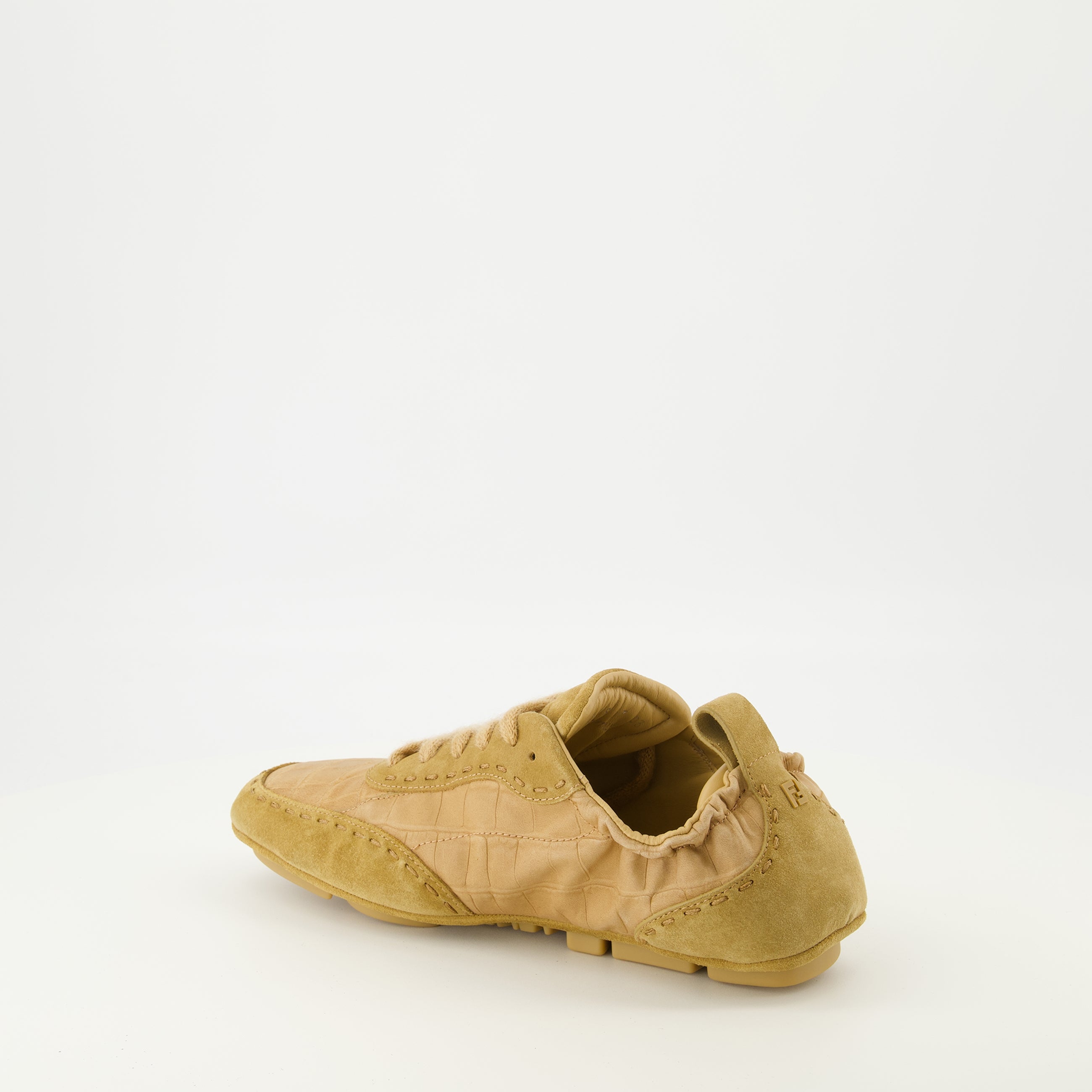 Image de l'article Baskets Fendi Fit marron de la marque Fendi pour Homme - Saison Automne-Hiver 2025 - Vue trois quarts arrière droite