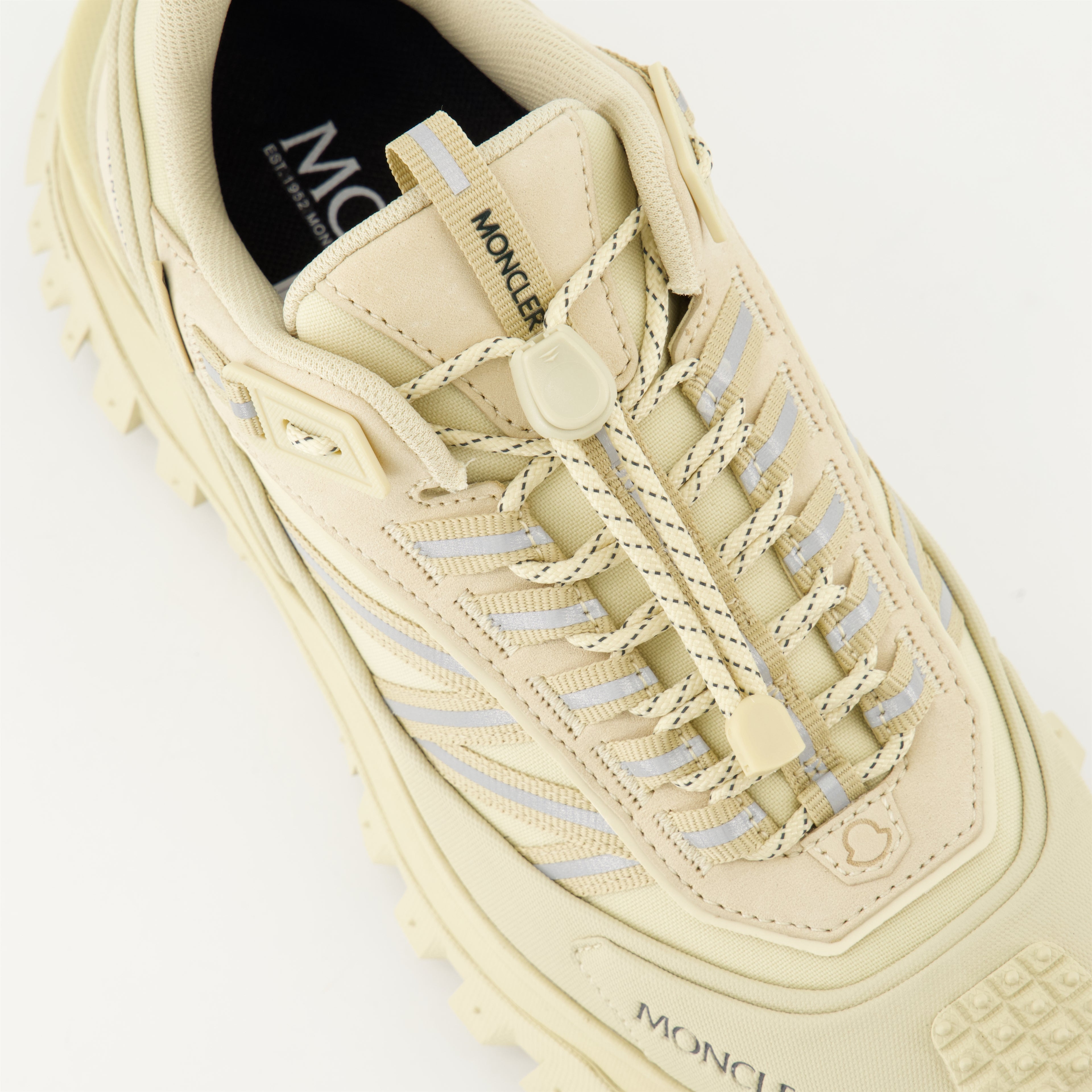 Baskets Baskets Trailgrip GTX Moncler Beige Femme