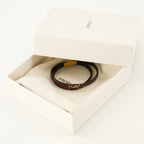 Imagen de la pulsera de doble vuelta en burdeos efecto cocodrilo de la marca Saint Laurent para Mujer - Temporada Otoño-Invierno 2025 - Vista Detallada_3