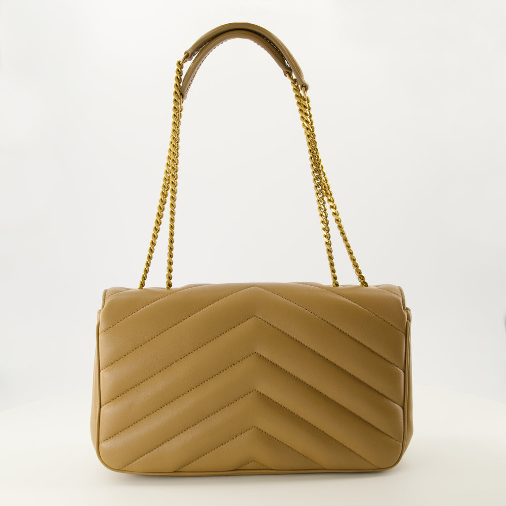 Image de l'article Sac Loulou medium beige de la marque Saint Laurent pour Femme - Saison Automne-Hiver 2025 - Vue de Dos