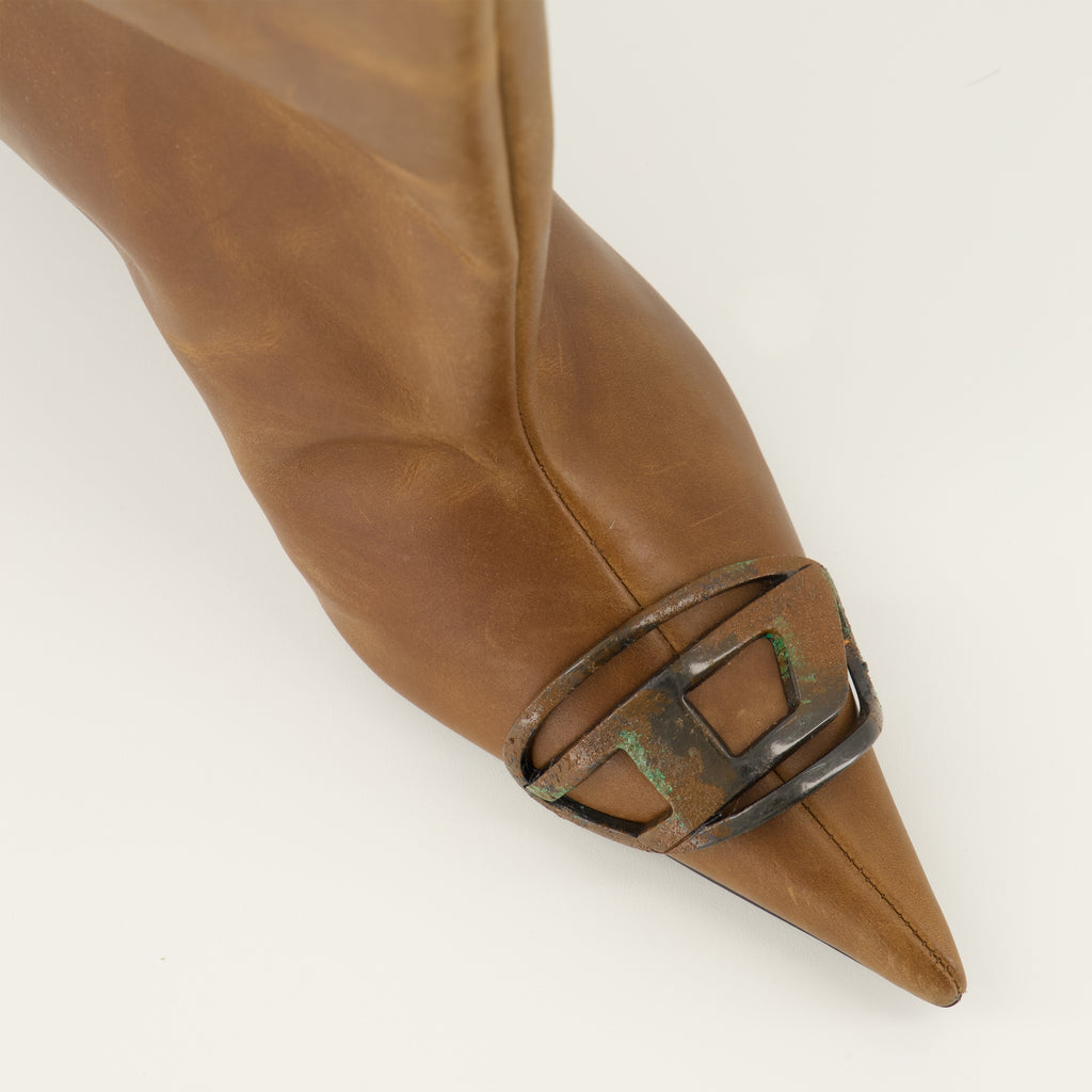 Bild der Diesel D-Venus Stiefel für Damen - Herbst-Winter 2025 - Detaillierte Draufsicht