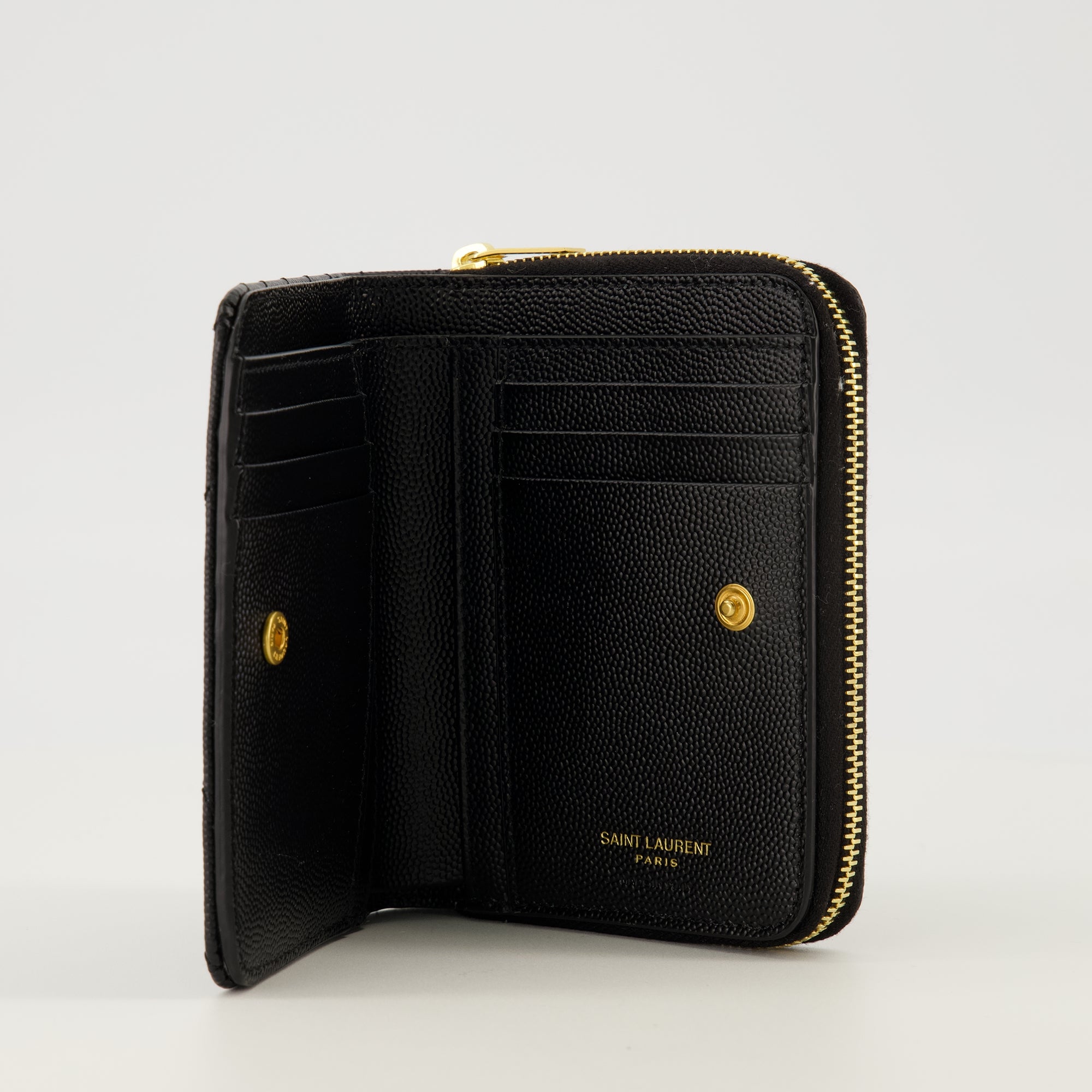 Image of the Cassandre black wallets by Saint Laurent for Women - Spring-Summer 2026 - Detailed View_2