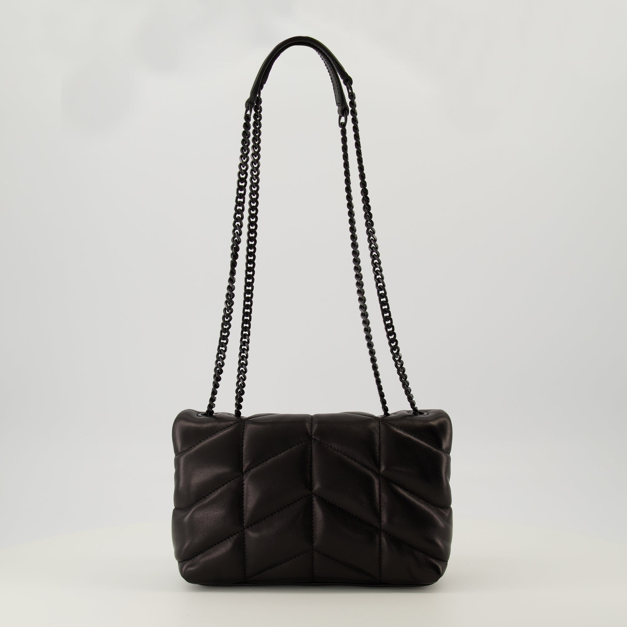 Immagine dell'articolo Borsa Puffer toy in pelle nera del marchio Saint Laurent per Donna - Stagione Autunno-Inverno 2025 - Vista Posteriore