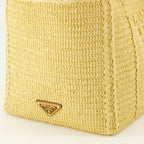 Sacs cabas Grand sac cabas en crochet beige Prada Beige Femme