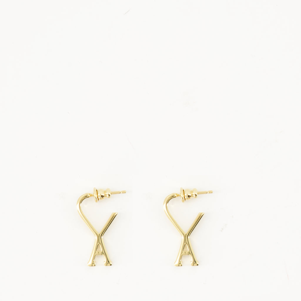 Image de l'article Boucles d'oreilles Ami de coeur de la marque Ami PARIS pour Femme - Saison Automne-Hiver 2025 - Vue de Face