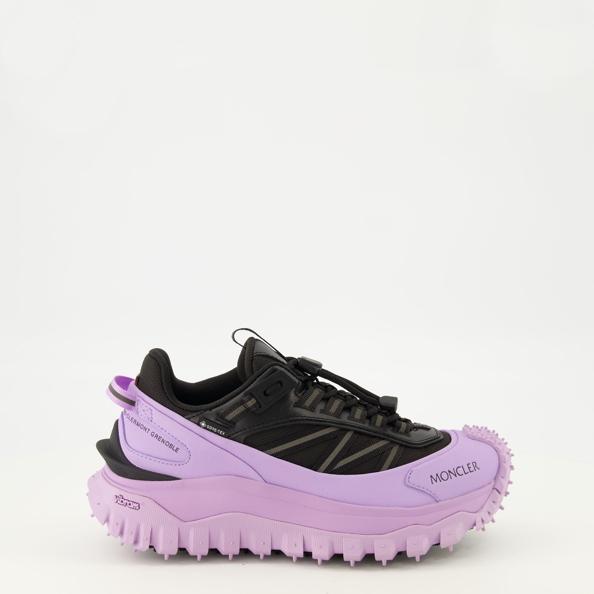One Stud XL Sneakers Valentino Garavani - Women – myCompañero